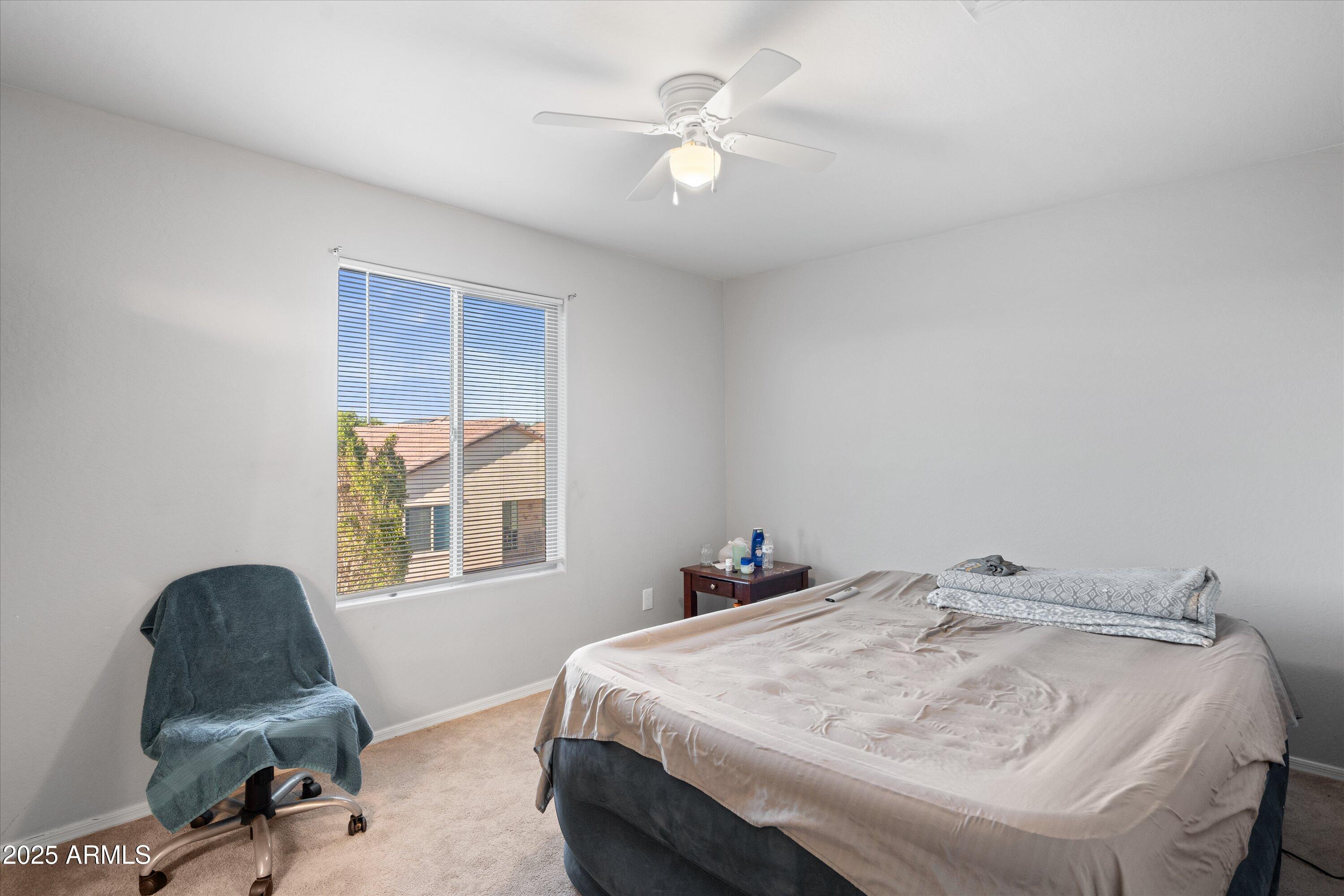 18390 W via del sol