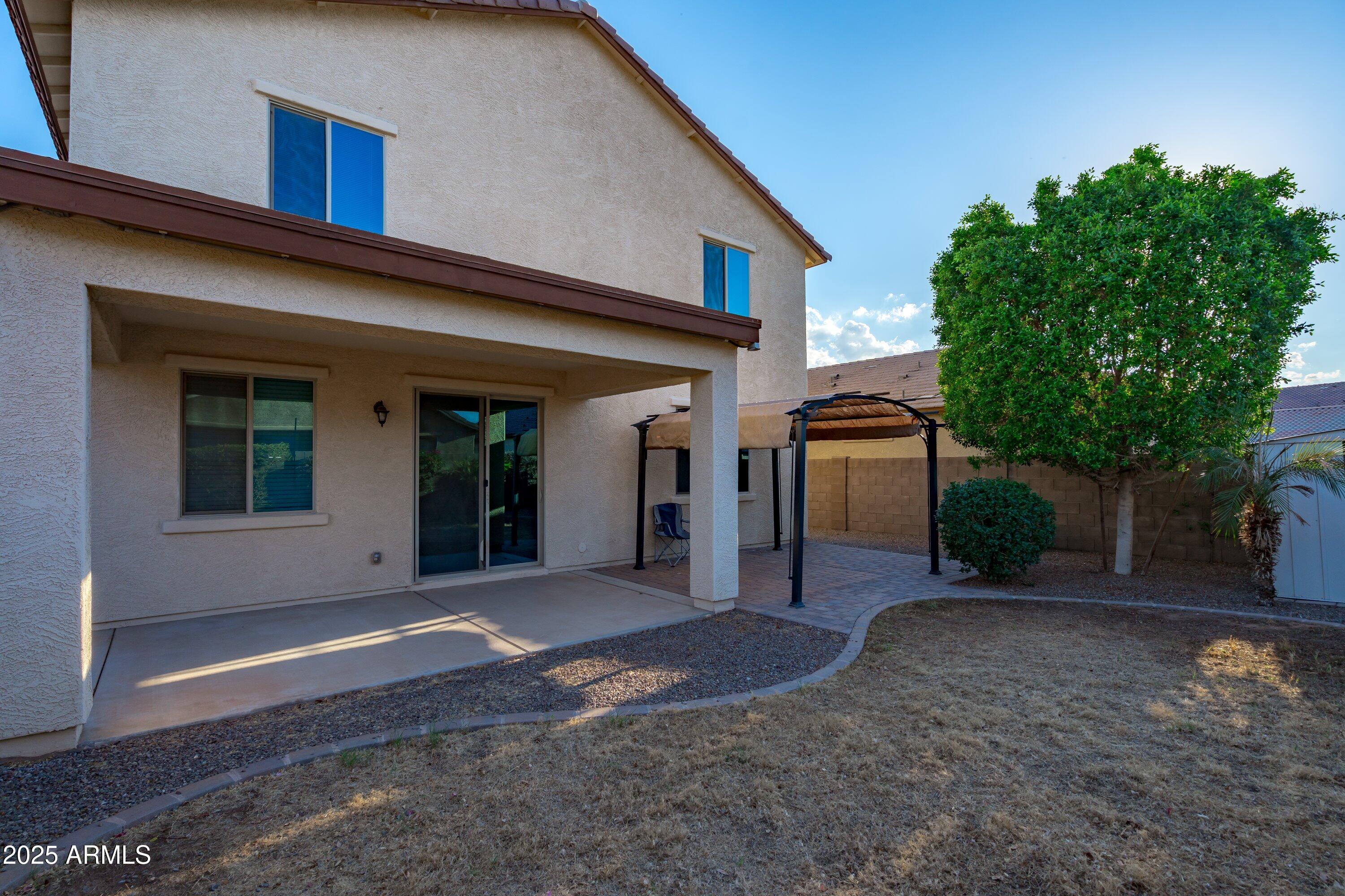 18390 W via del sol