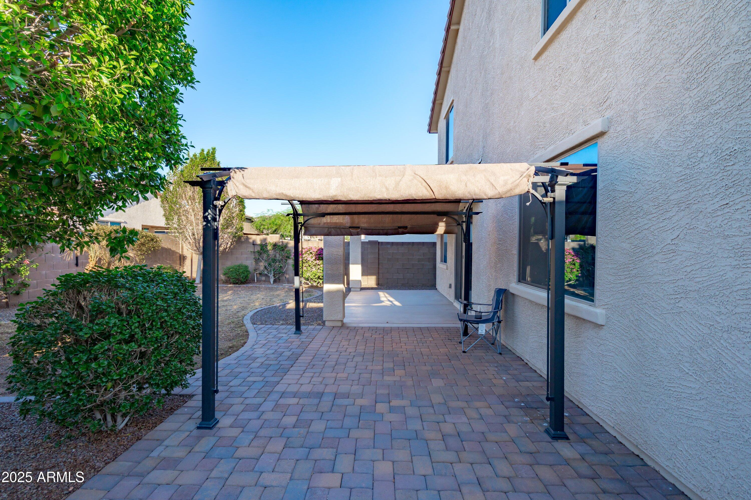 18390 W via del sol