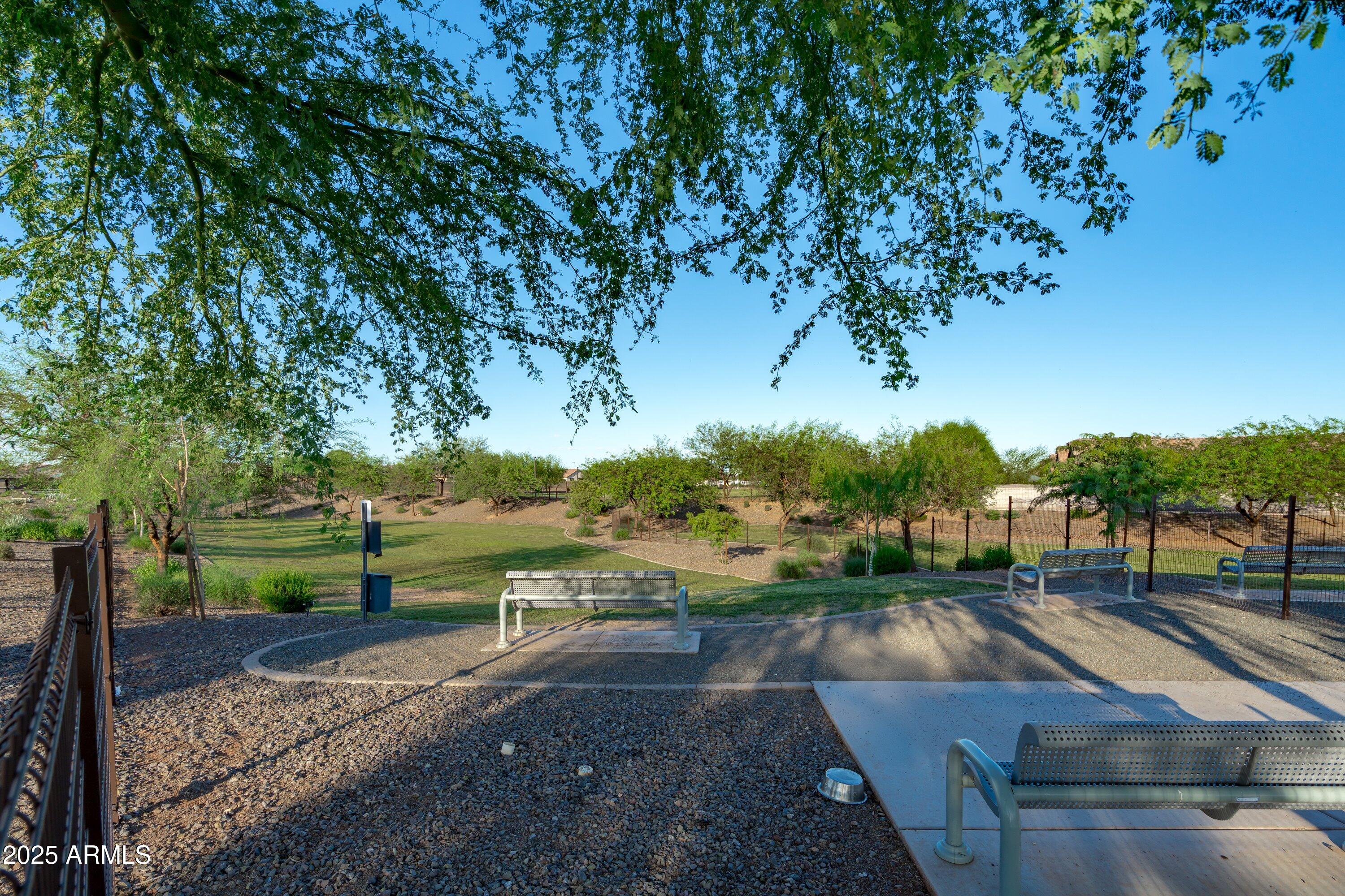 18390 W via del sol