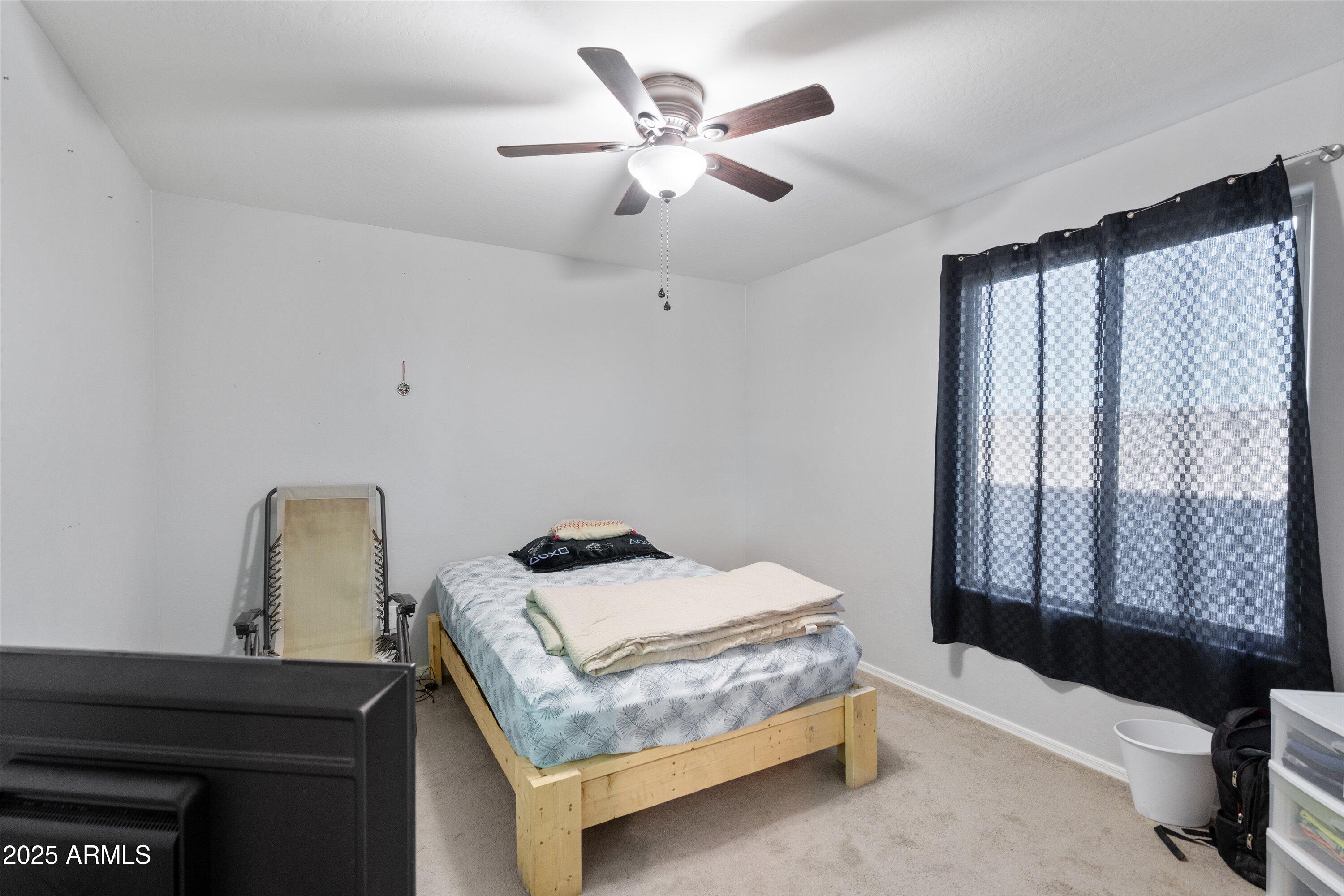 18390 W via del sol