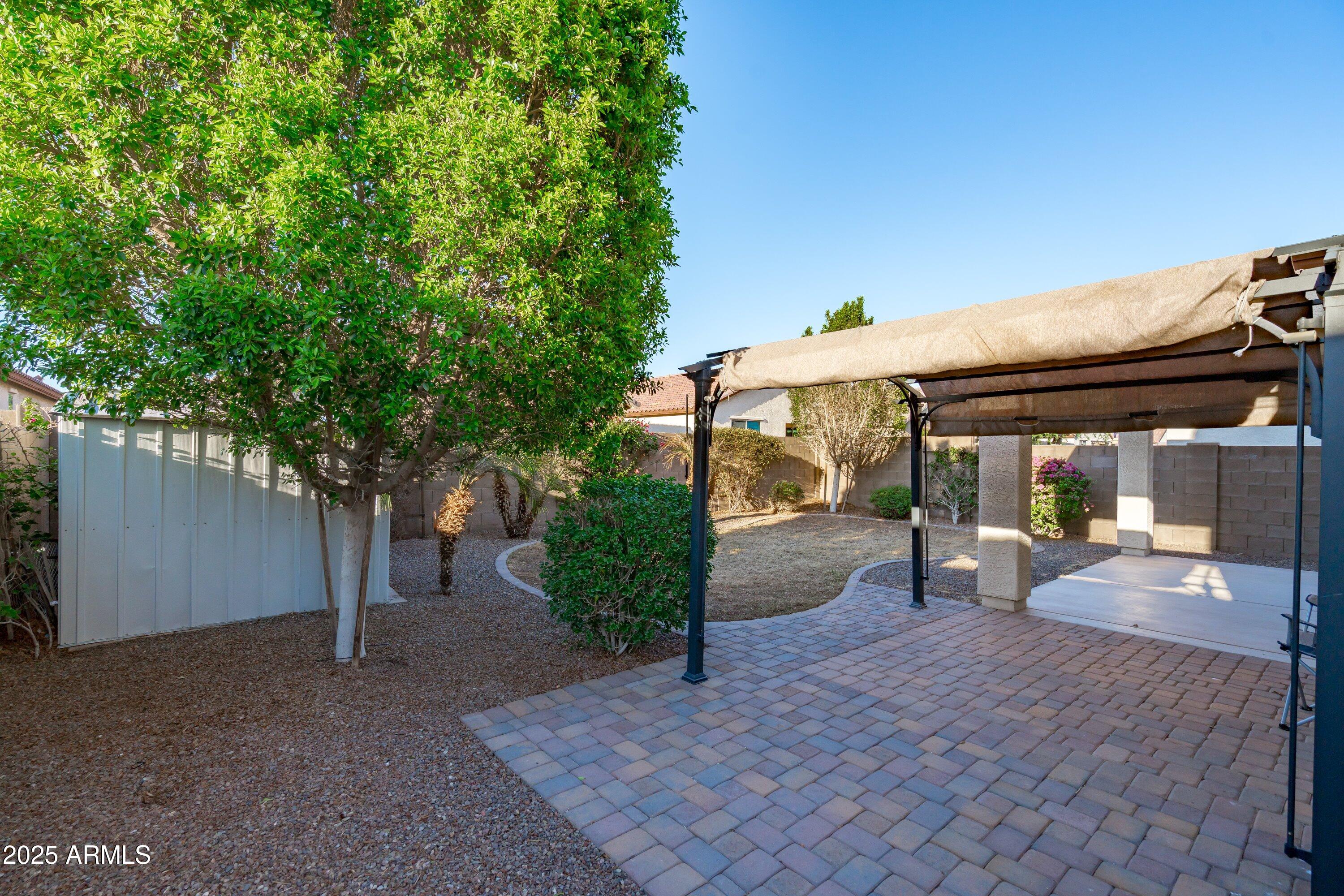 18390 W via del sol