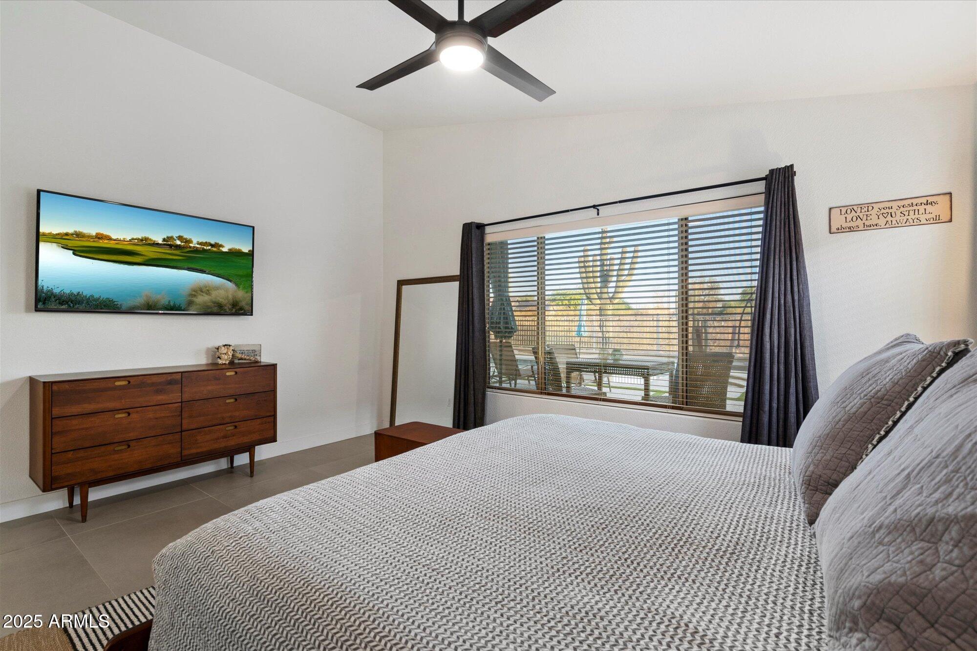 4615 E NIGHT GLOW Drive