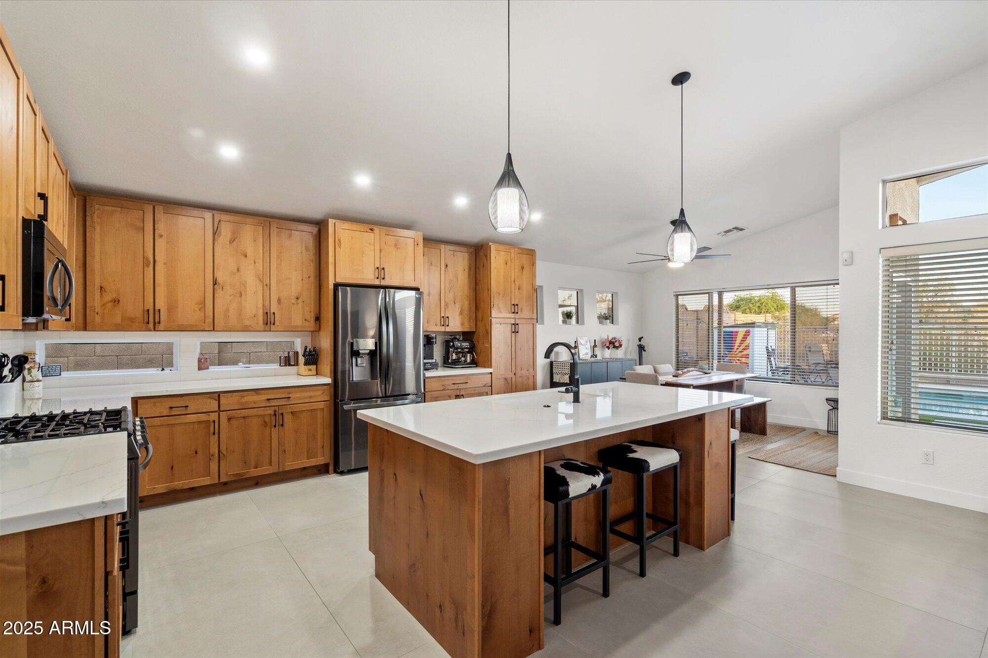 4615 E NIGHT GLOW Drive