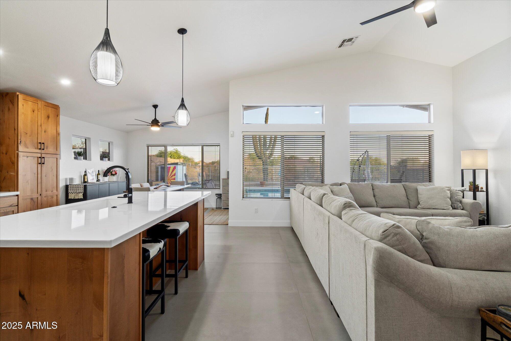 4615 E NIGHT GLOW Drive