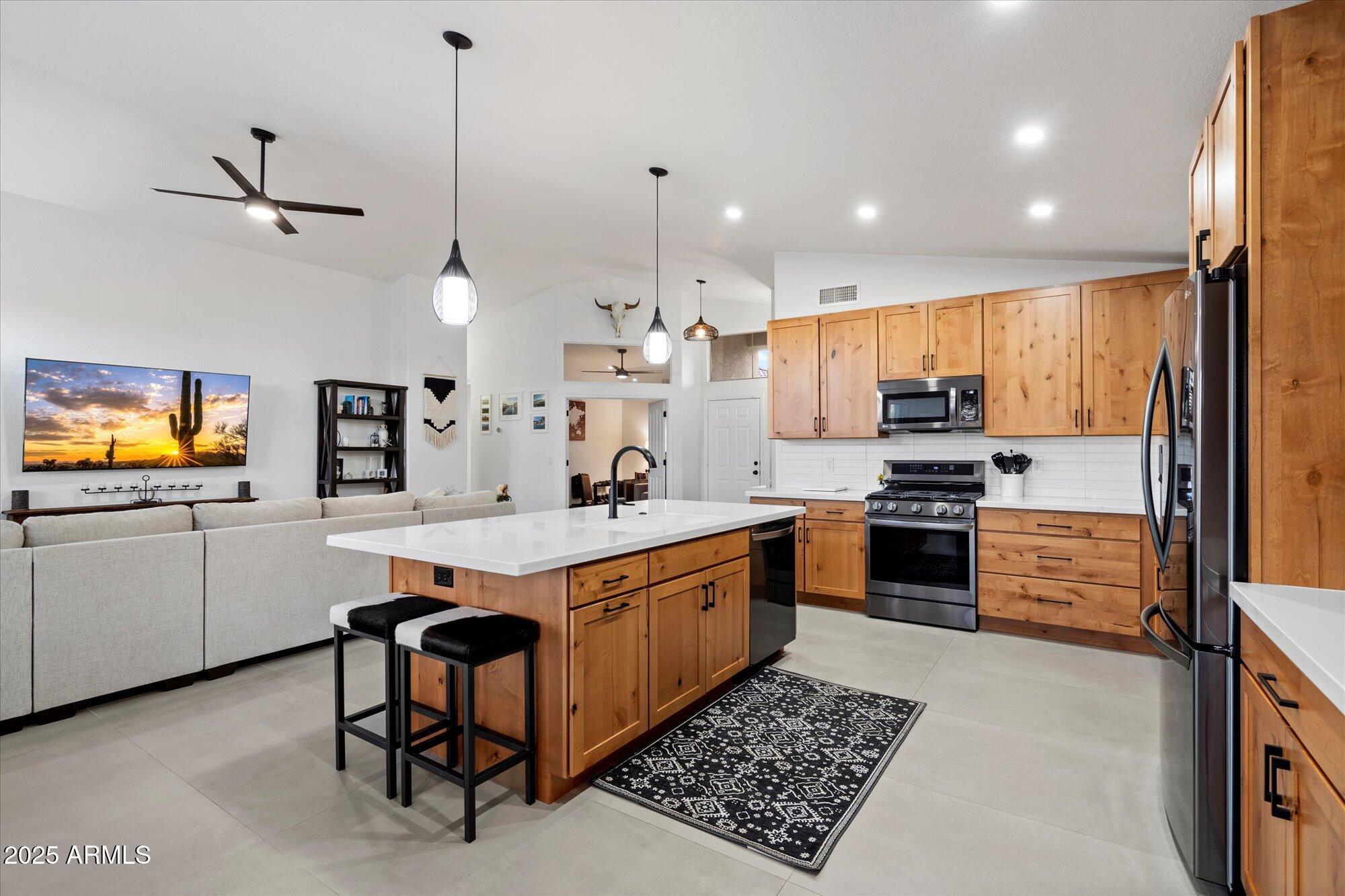 4615 E NIGHT GLOW Drive