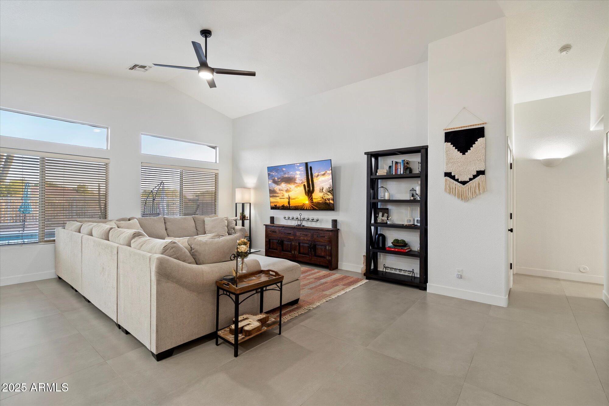 4615 E NIGHT GLOW Drive