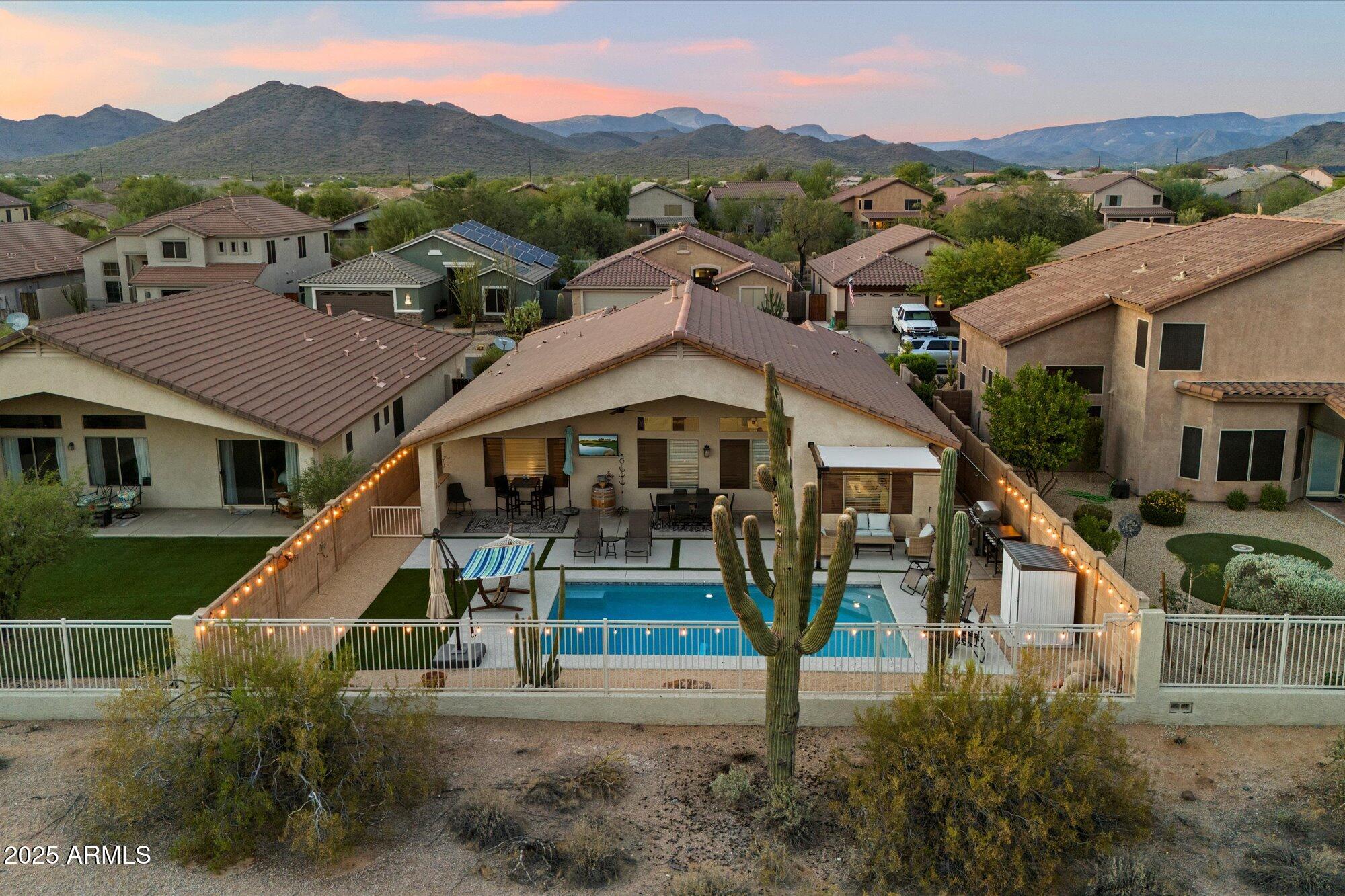 4615 E NIGHT GLOW Drive