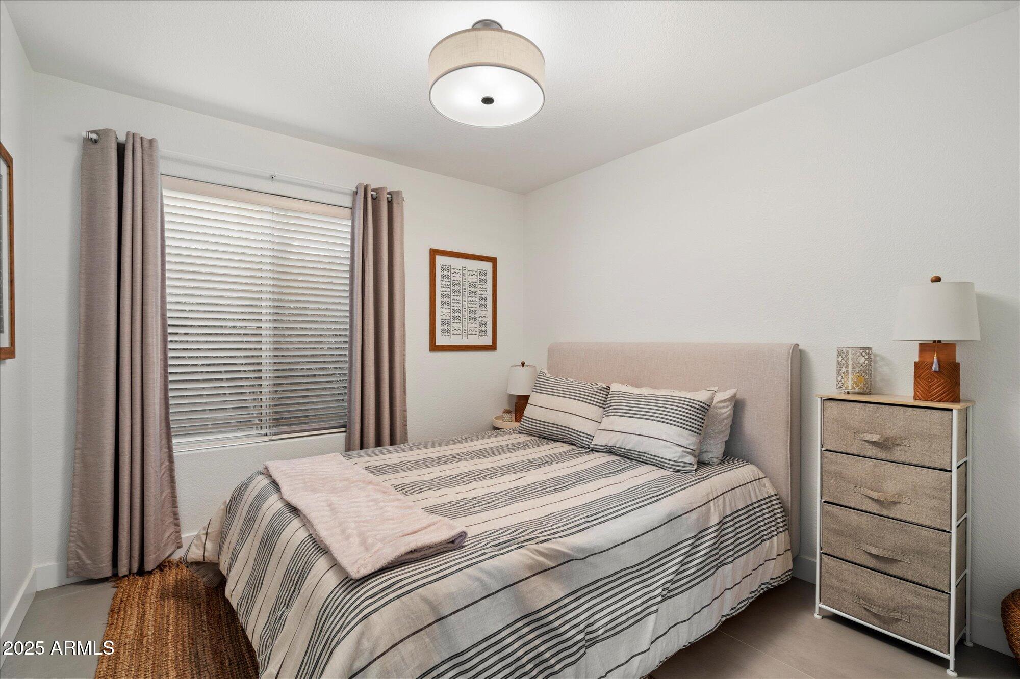 4615 E NIGHT GLOW Drive