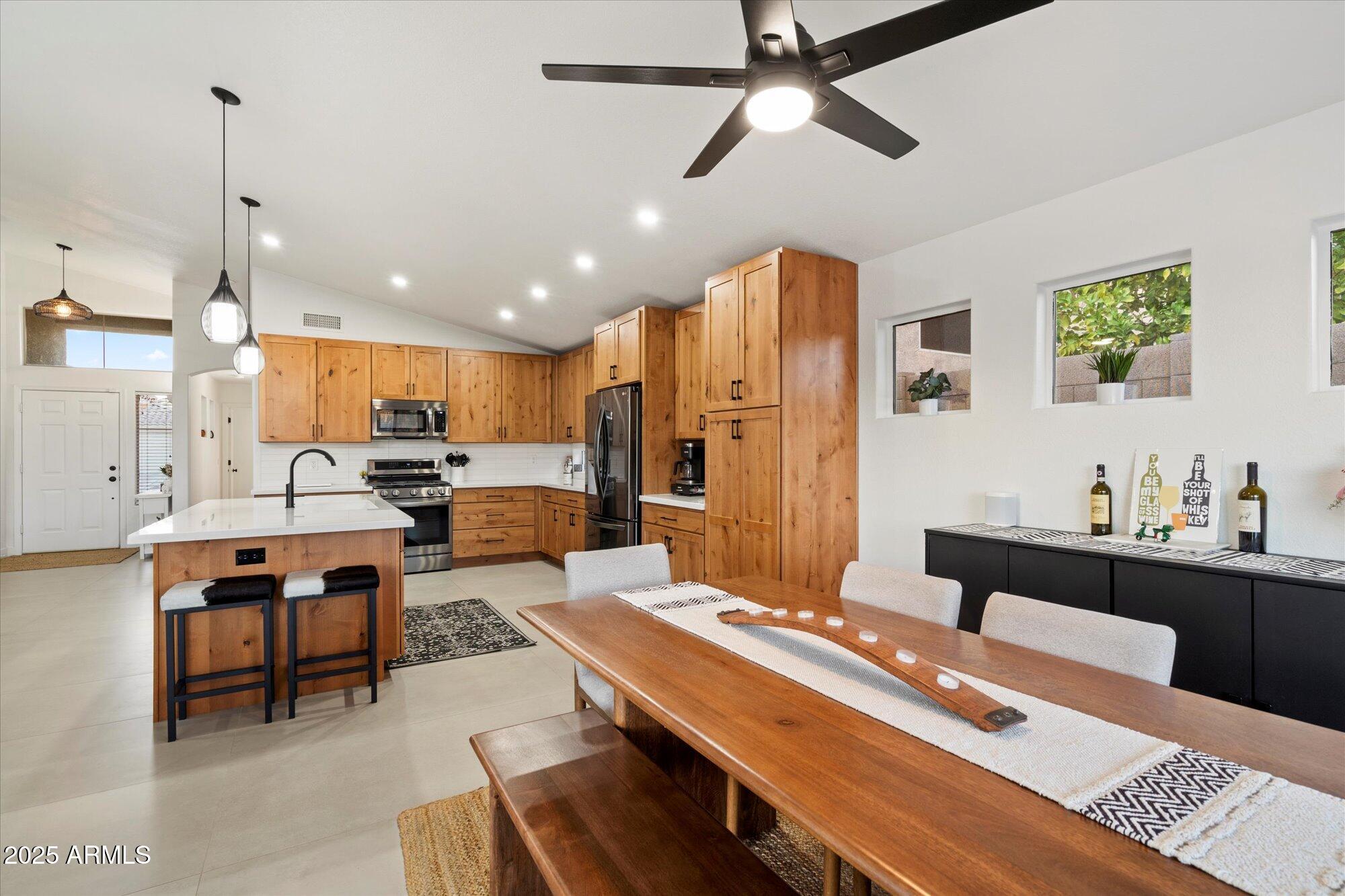 4615 E NIGHT GLOW Drive