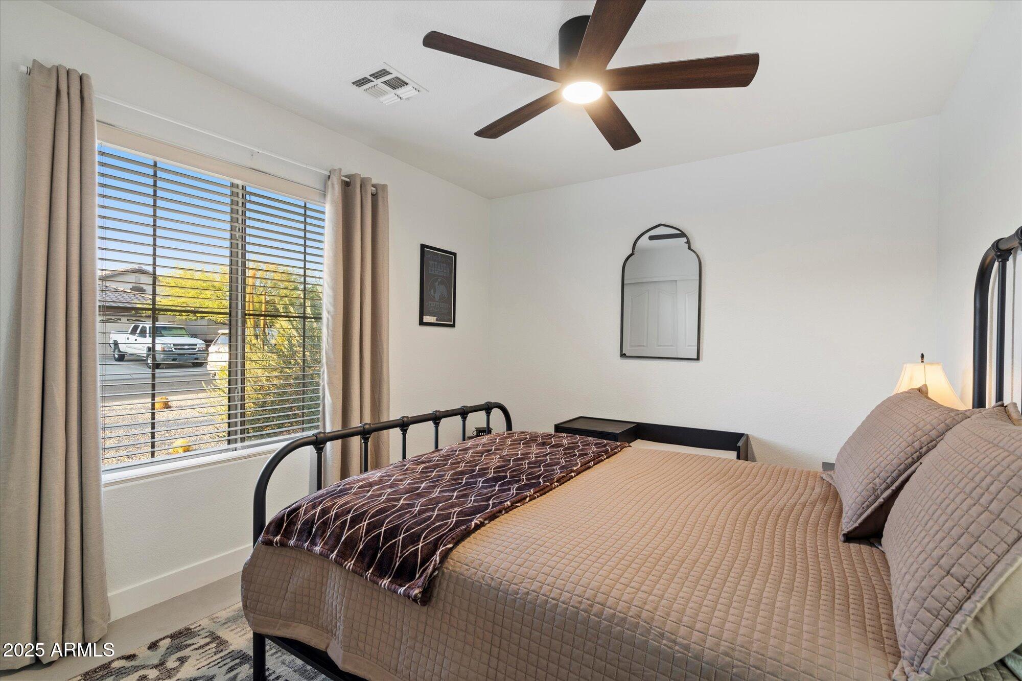 4615 E NIGHT GLOW Drive