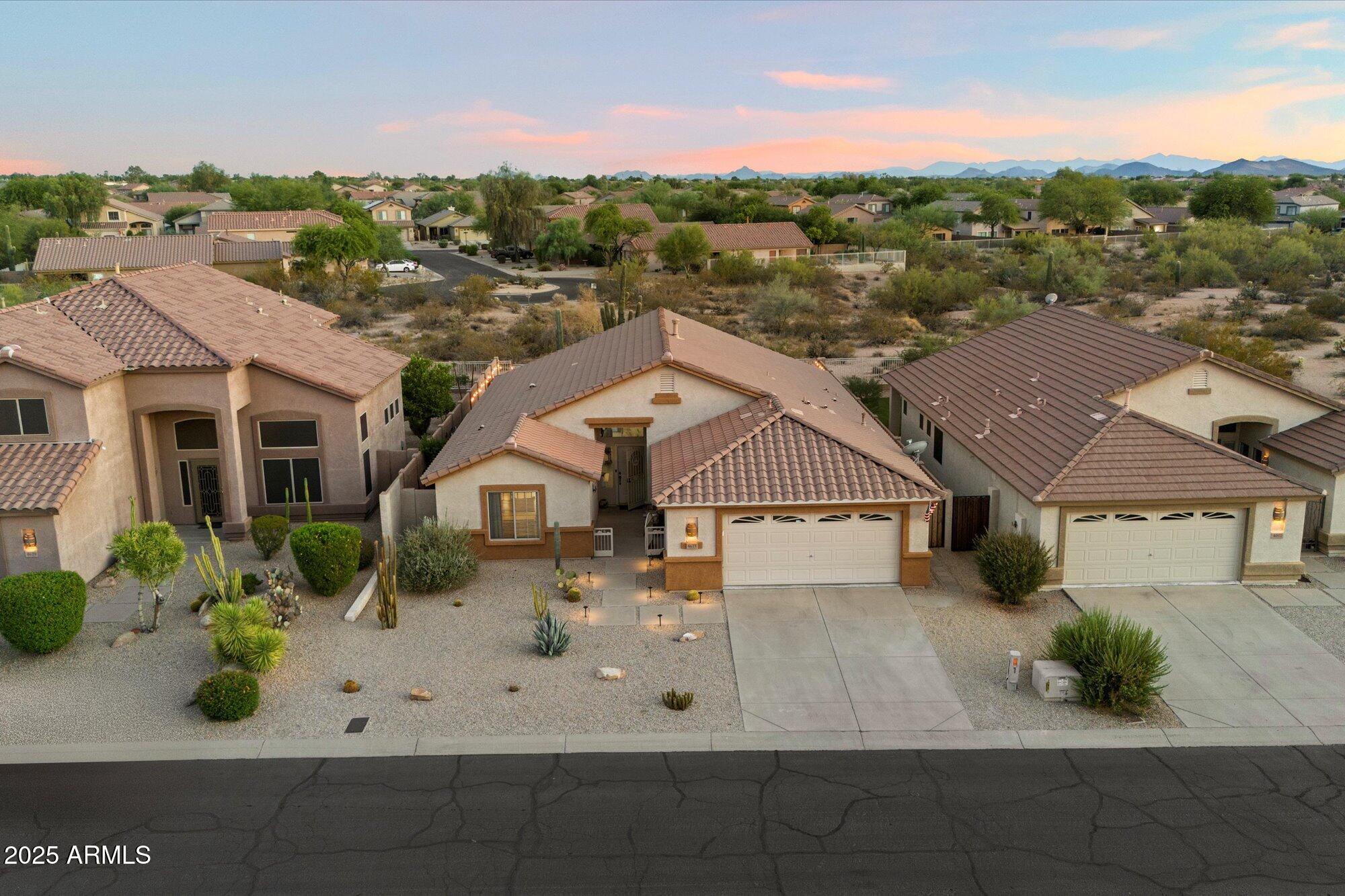 4615 E NIGHT GLOW Drive