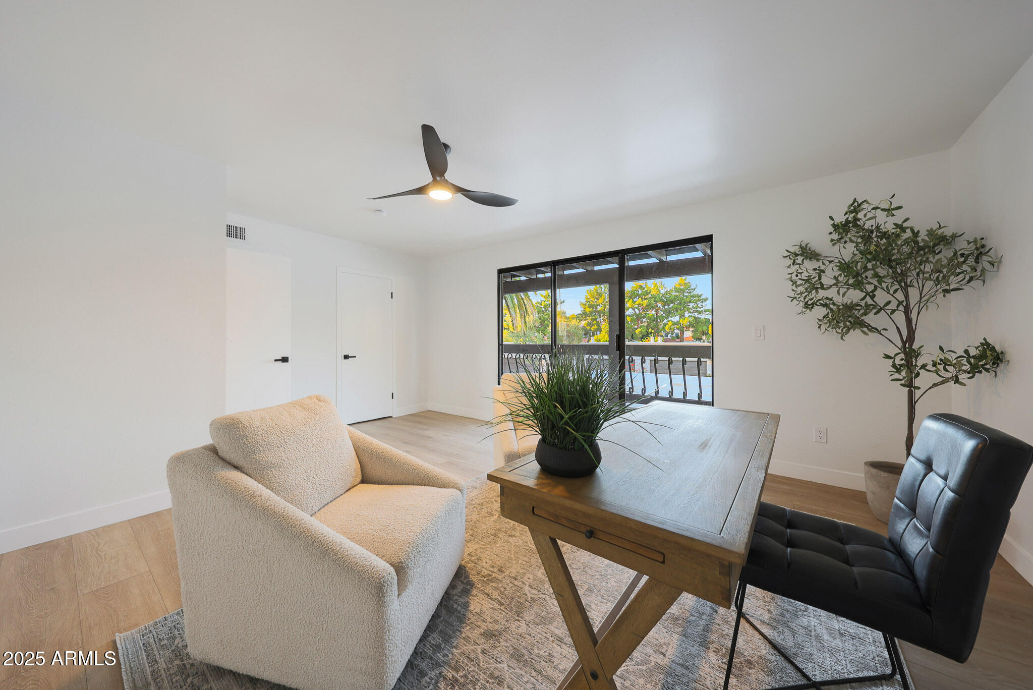 7409 E PLEASANT Run