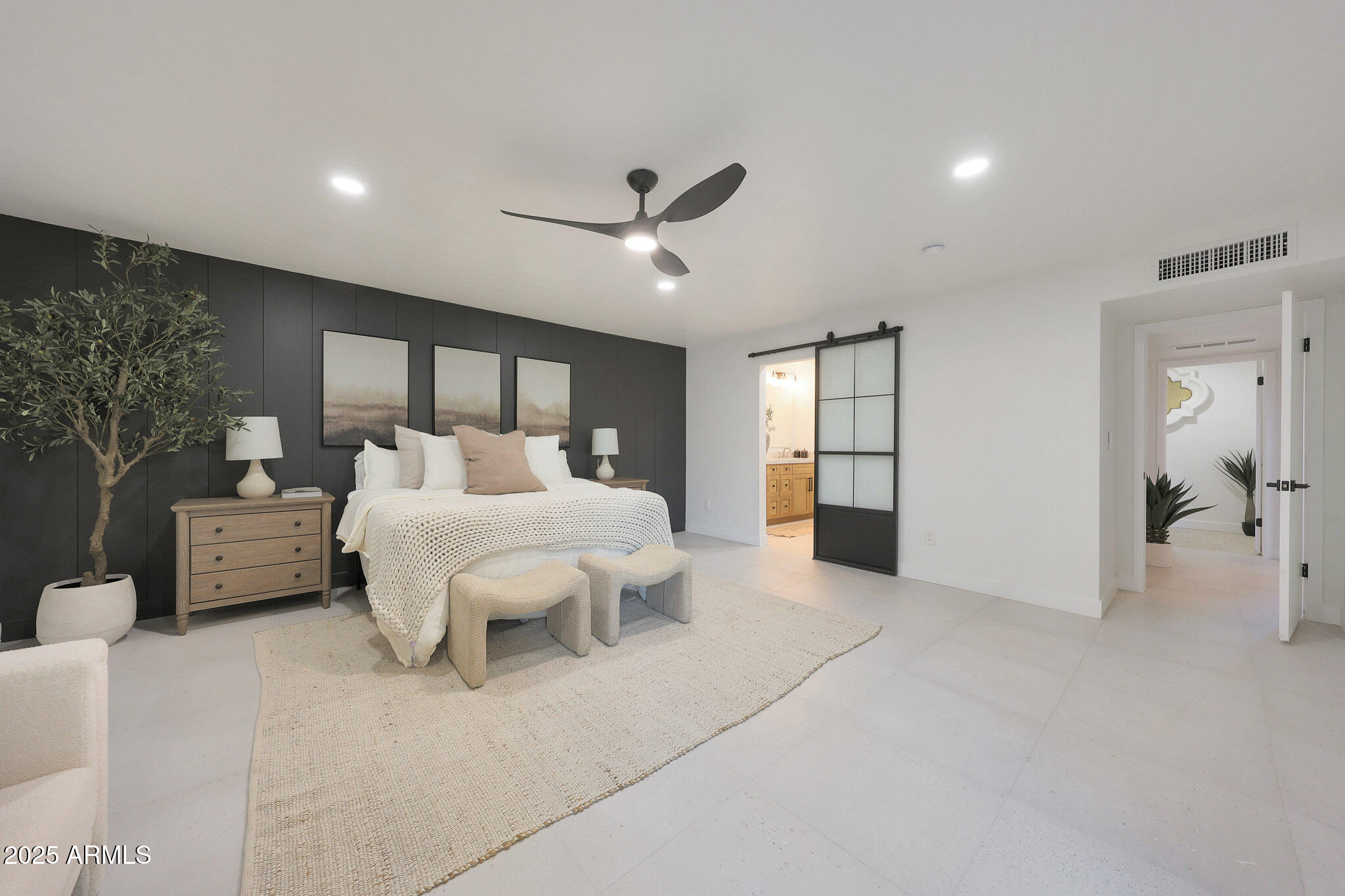 7409 E PLEASANT Run