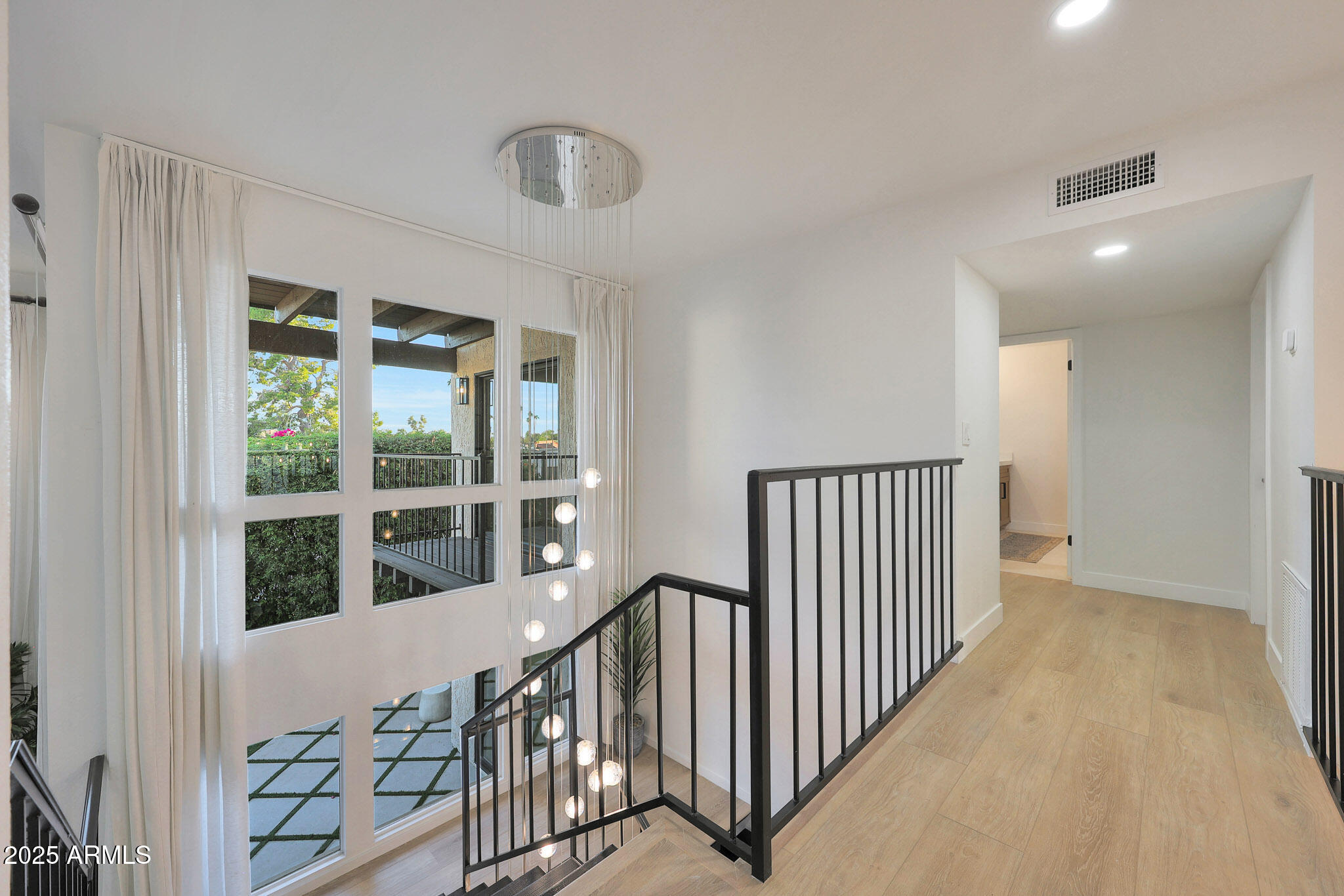 7409 E PLEASANT Run