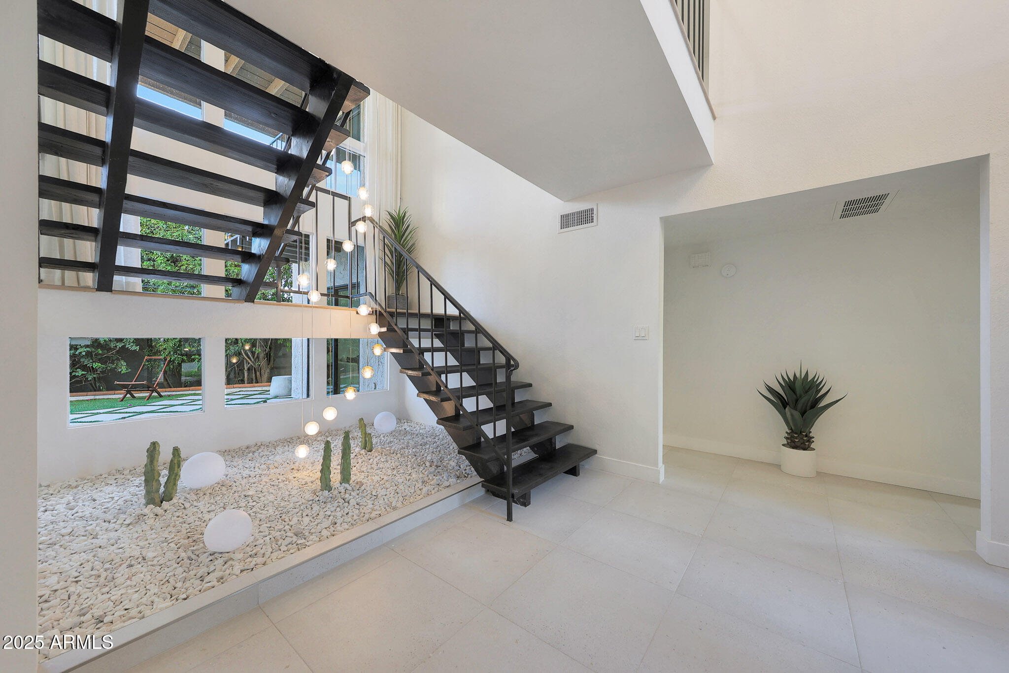 7409 E PLEASANT Run