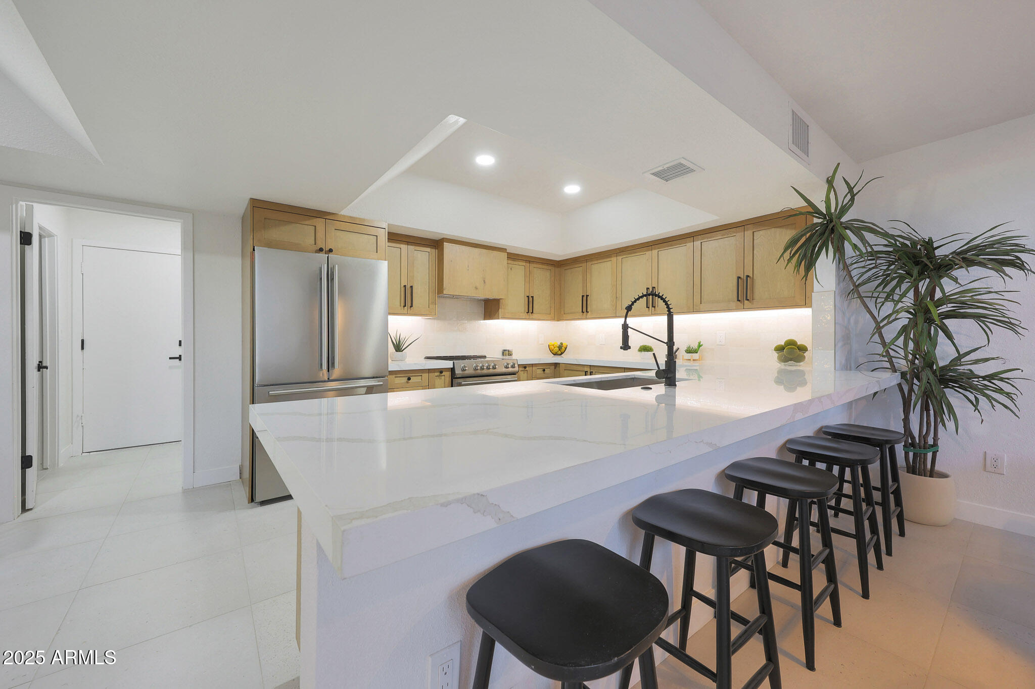 7409 E PLEASANT Run