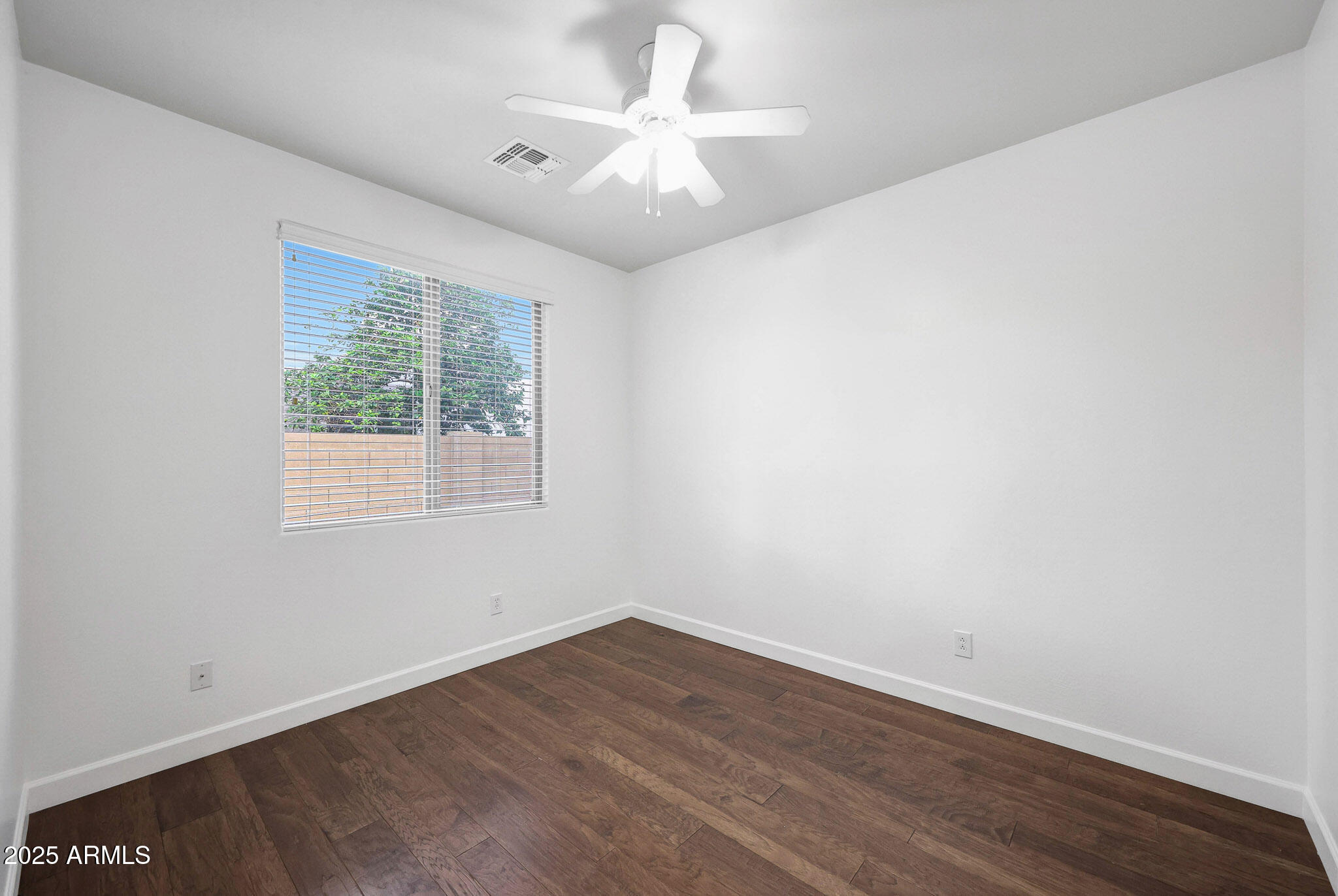 5535 W TOMBSTONE Trail