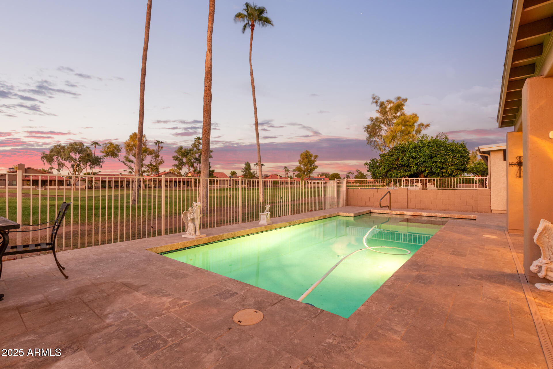 10918 E NAVAJO Drive