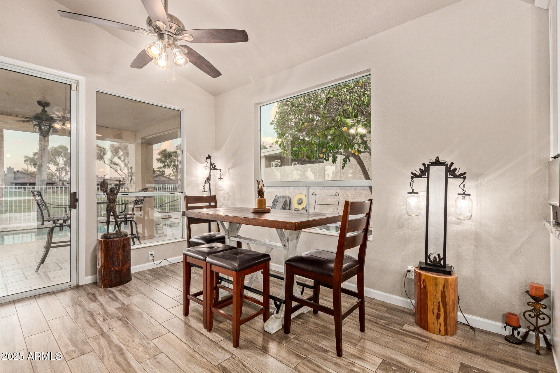 10918 E NAVAJO Drive