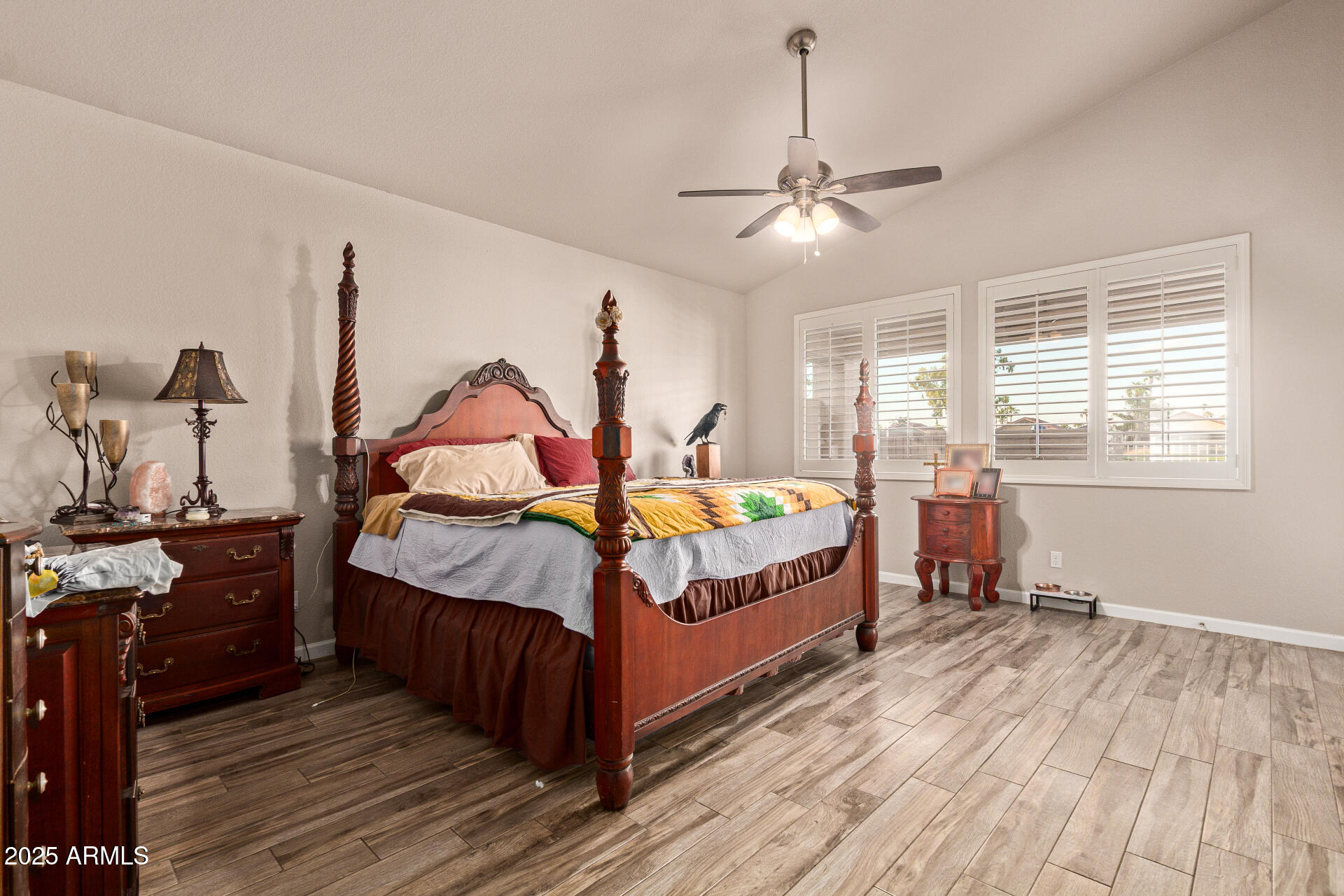 10918 E NAVAJO Drive