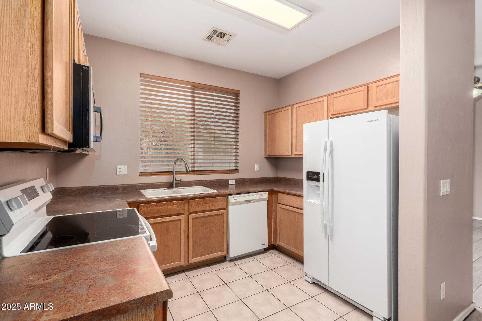 11358 W YUMA Street W