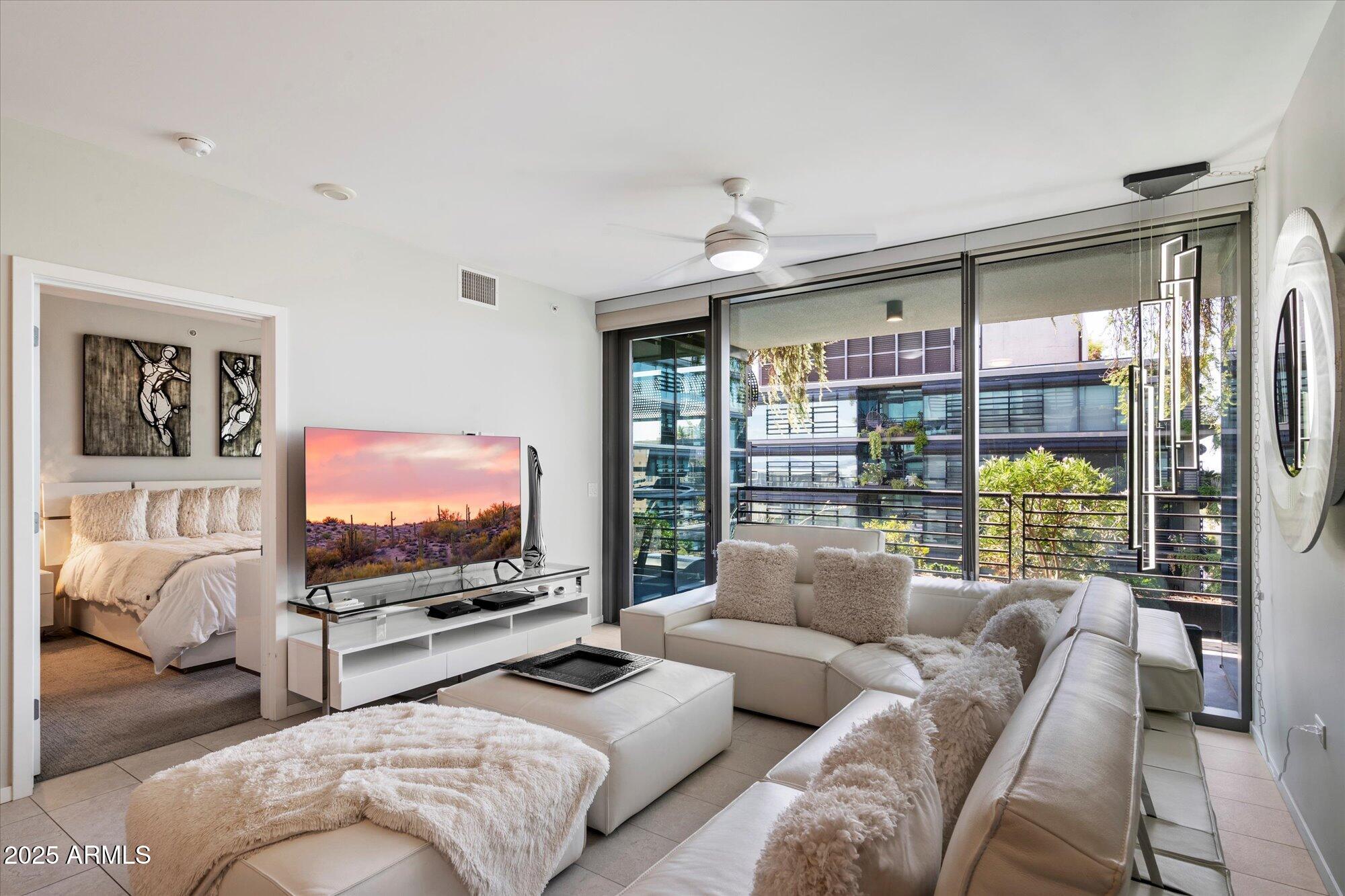 7180 E KIERLAND Boulevard, 919