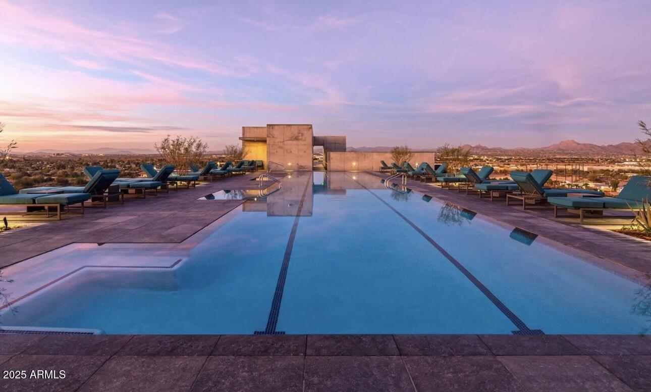 7180 E KIERLAND Boulevard, 919