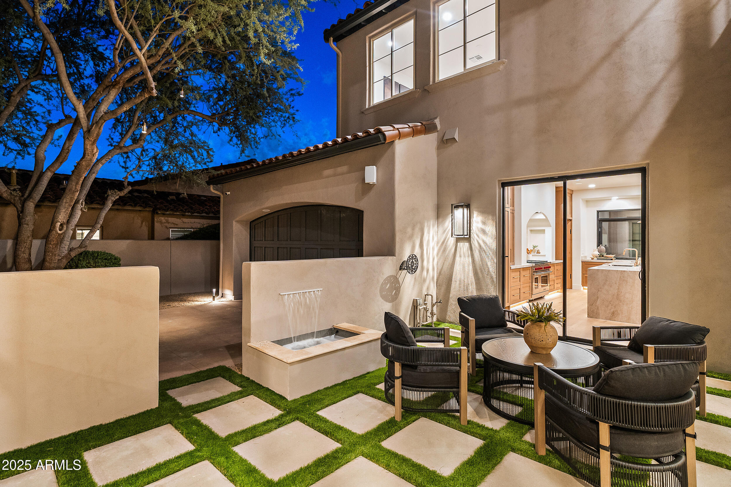 9087 E MOUNTAIN SPRING Road, Scottsdale