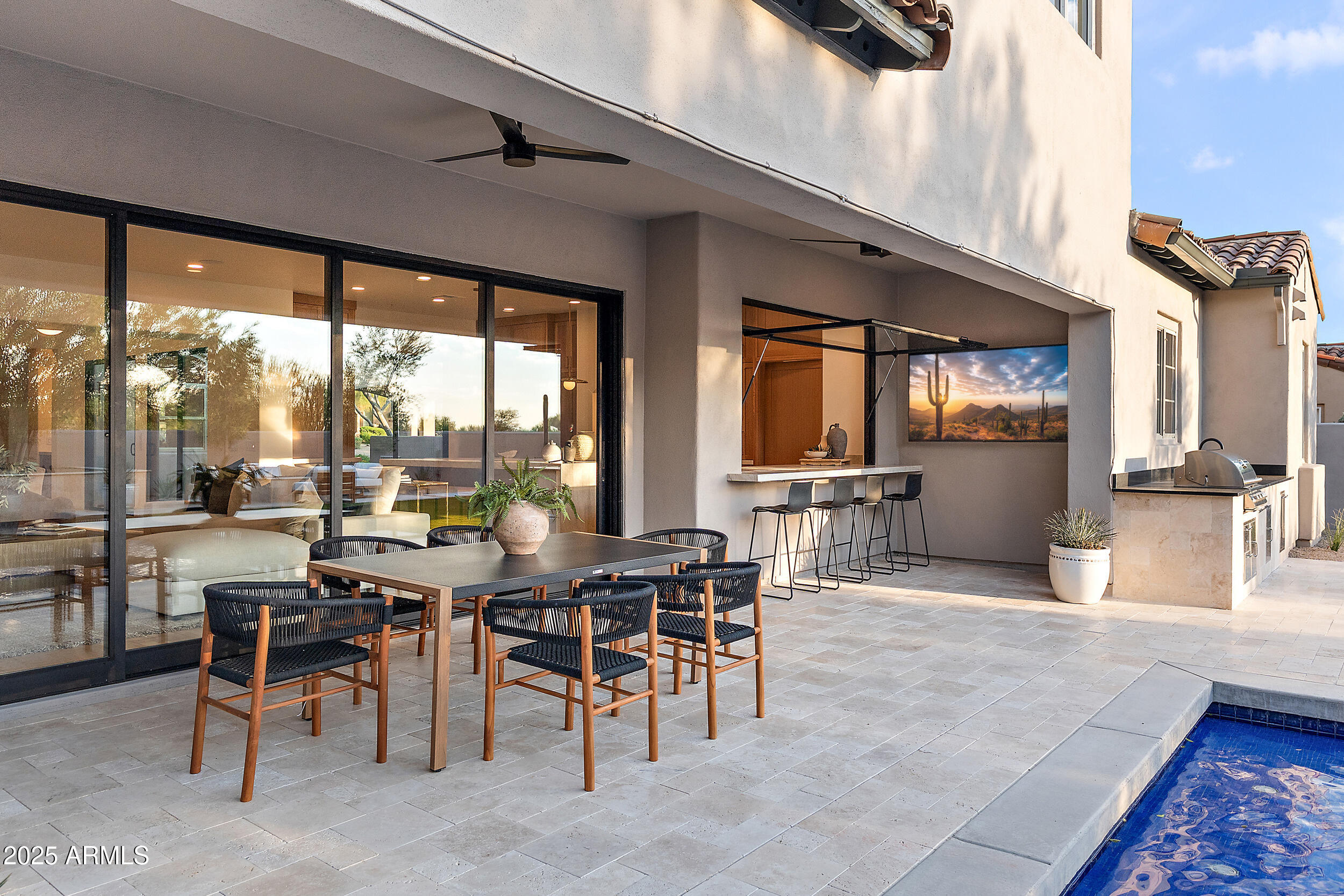 9087 E MOUNTAIN SPRING Road, Scottsdale