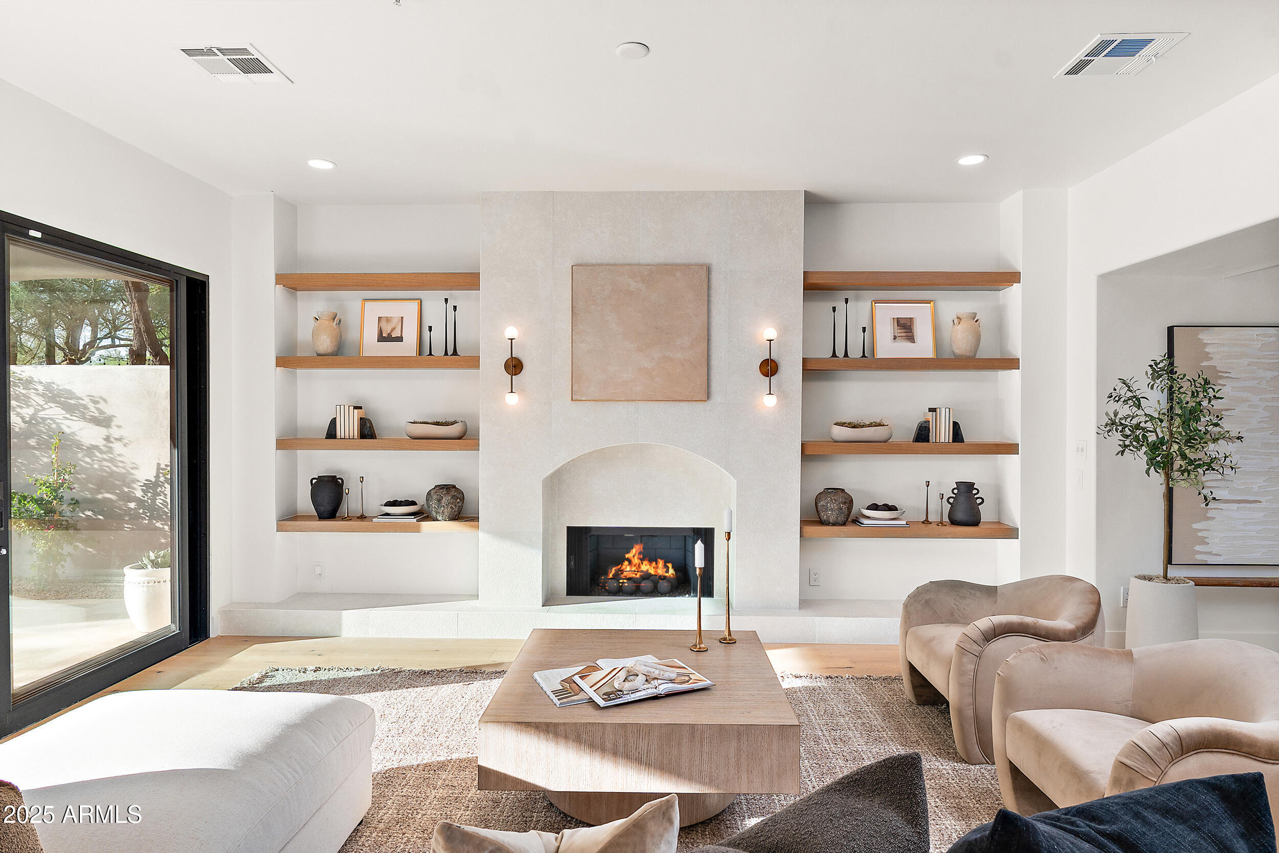 9087 E MOUNTAIN SPRING Road, Scottsdale