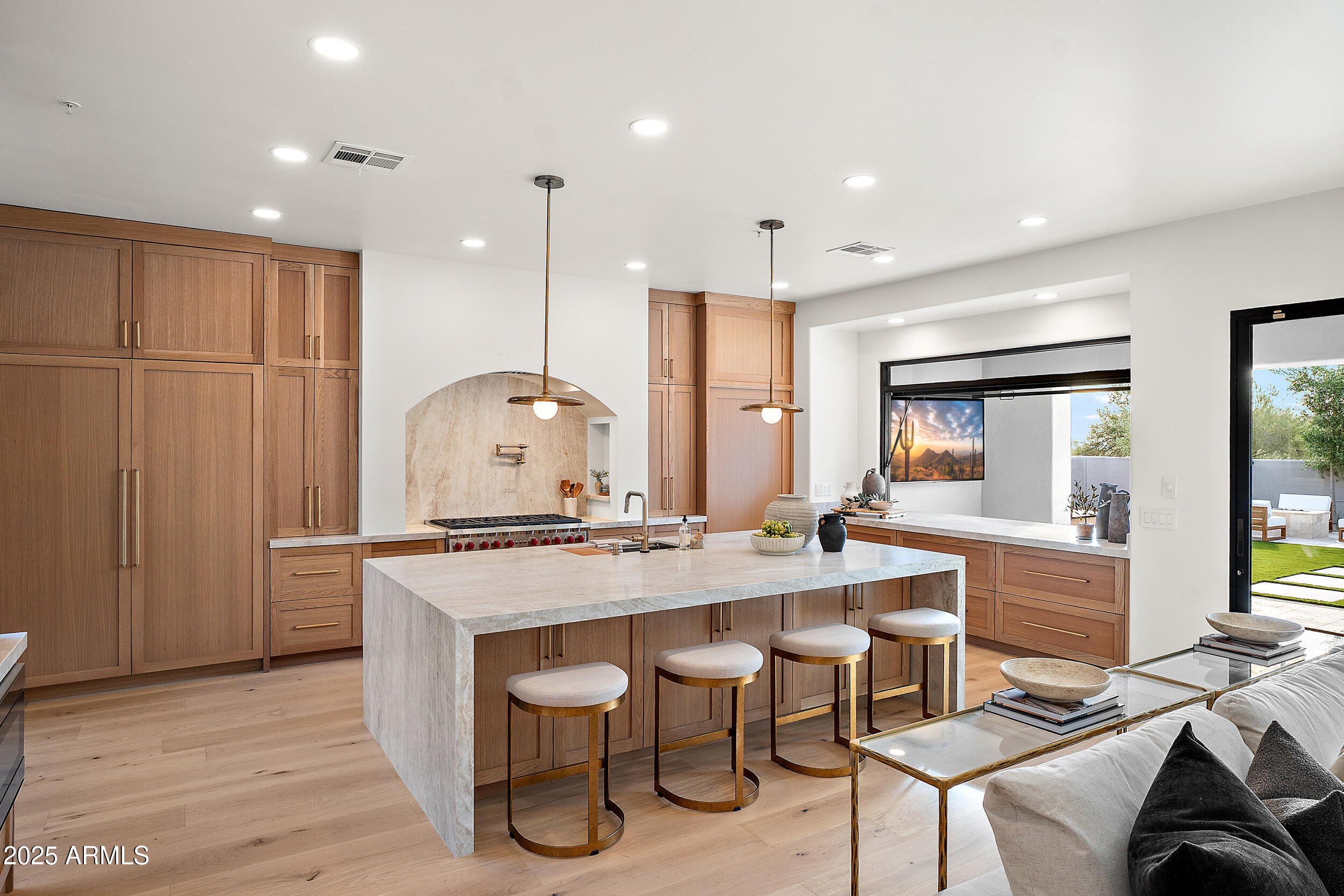 9087 E MOUNTAIN SPRING Road, Scottsdale