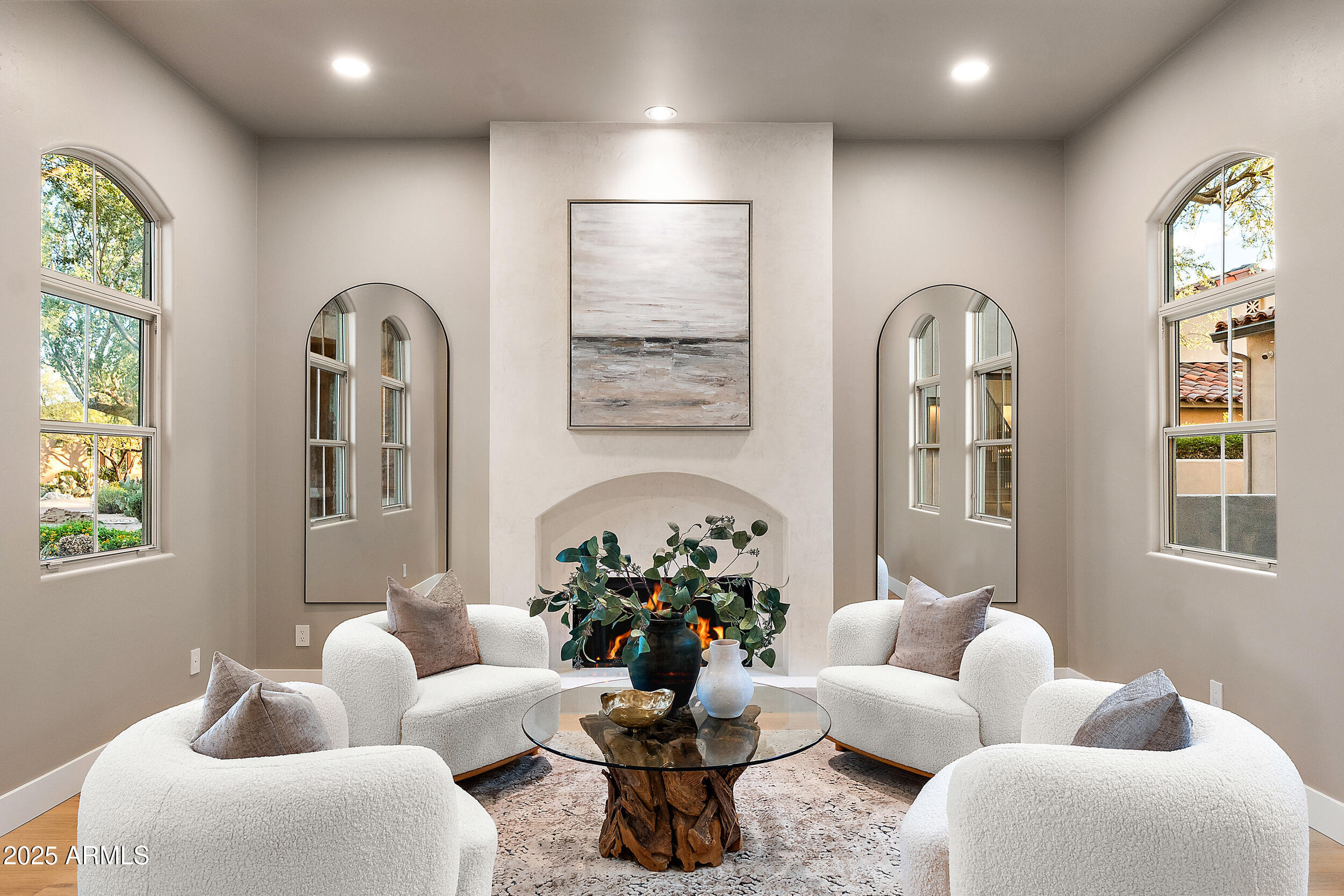 9087 E MOUNTAIN SPRING Road, Scottsdale