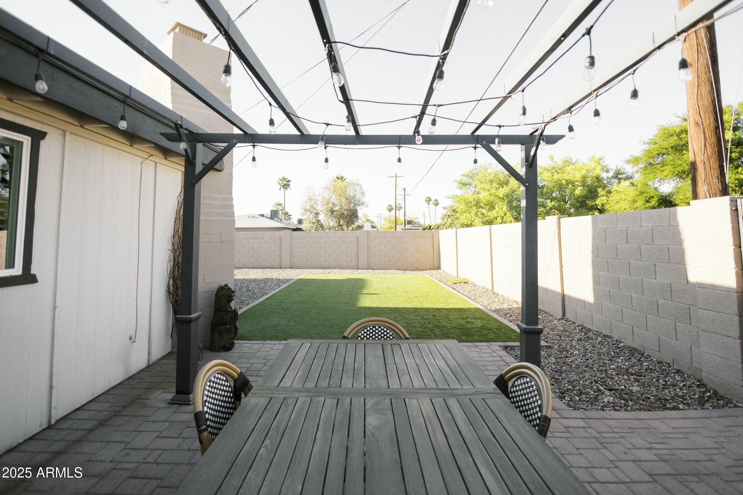 1217 N 78TH Street