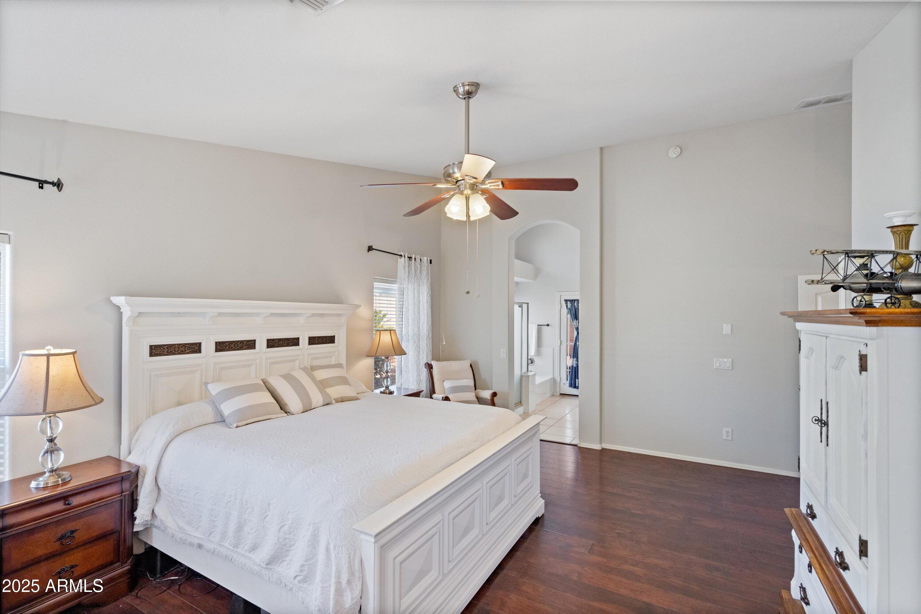 11250 E PRAIRIE Avenue