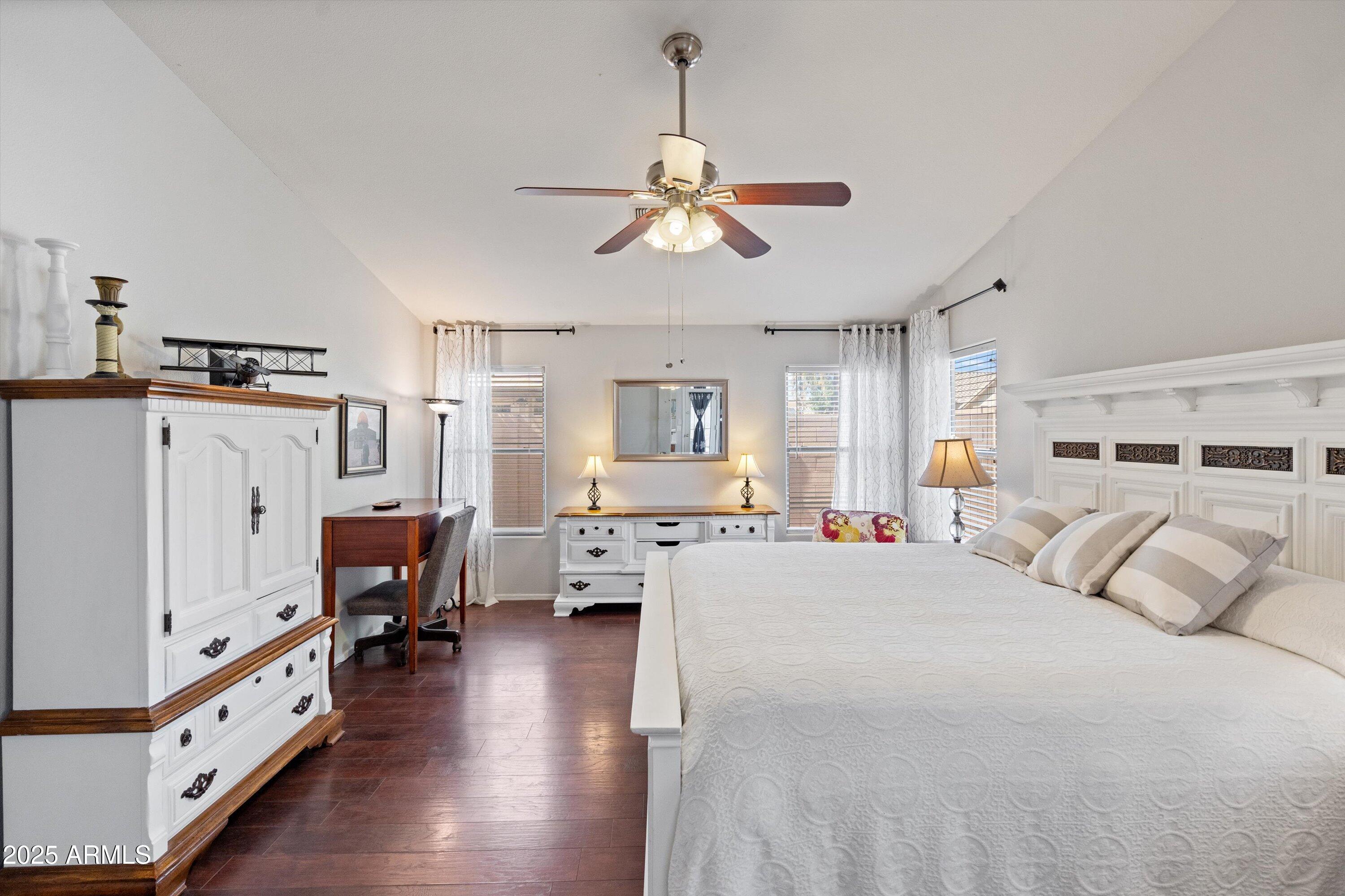 11250 E PRAIRIE Avenue