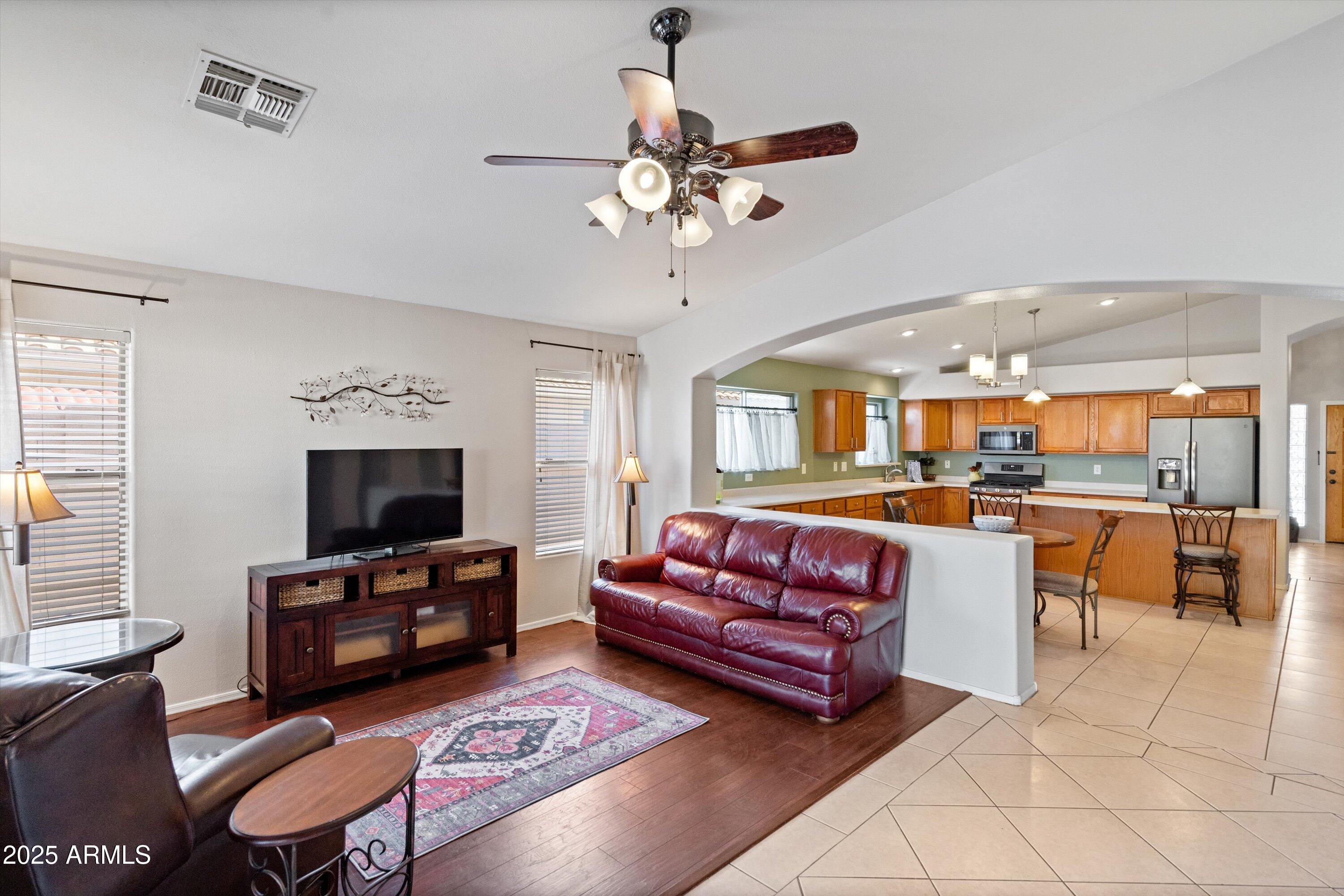 11250 E PRAIRIE Avenue