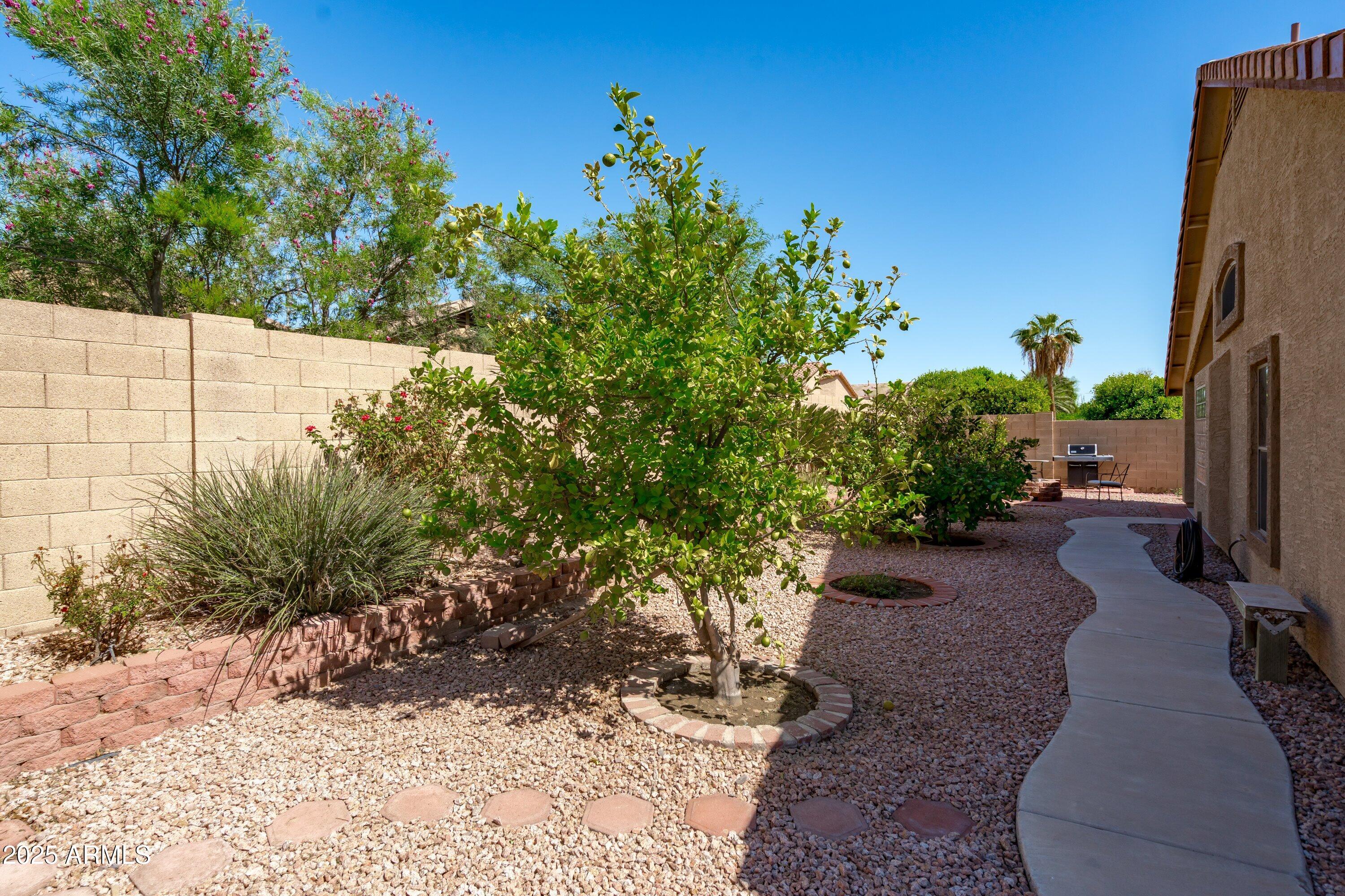 11250 E PRAIRIE Avenue