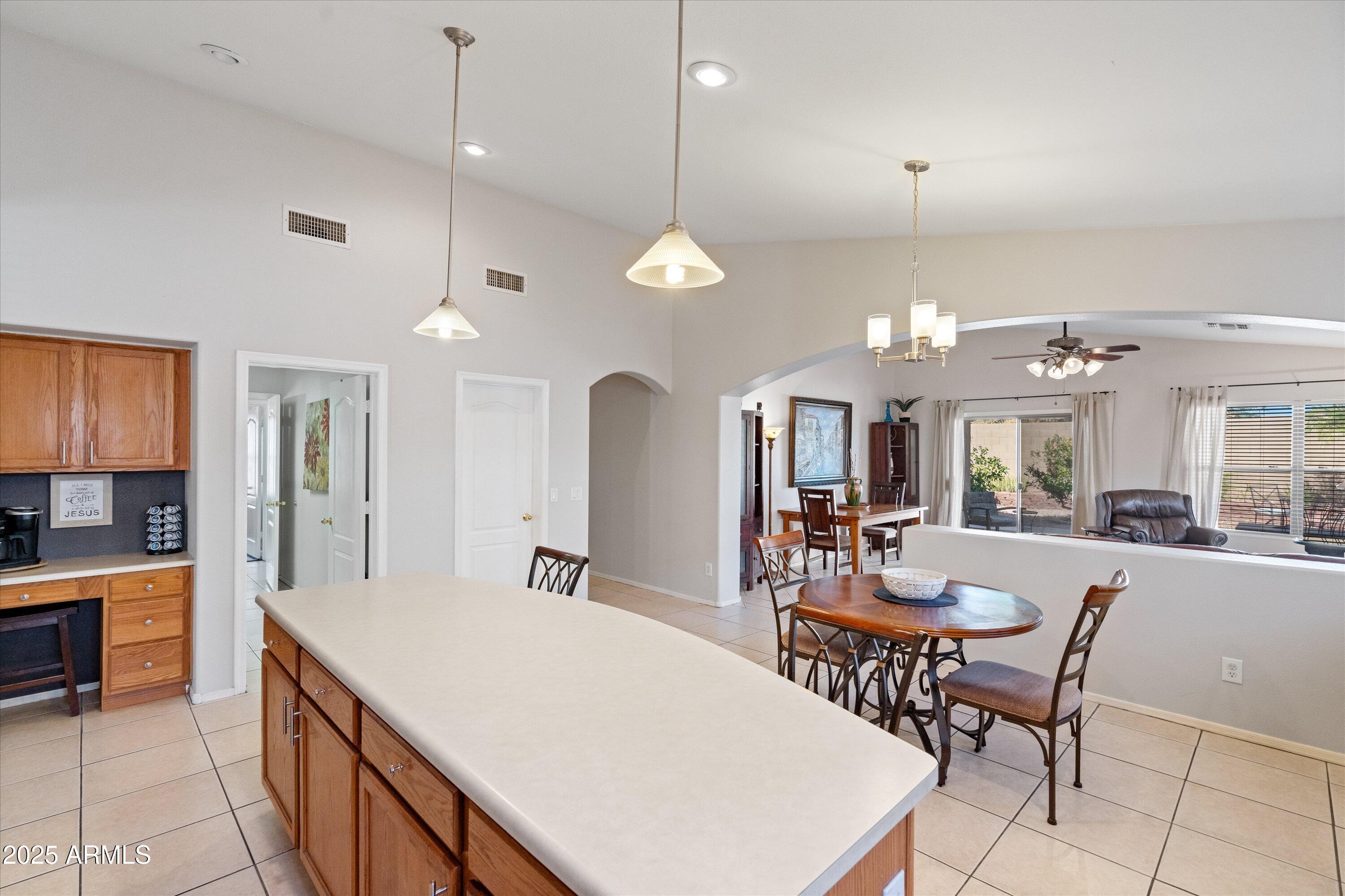 11250 E PRAIRIE Avenue