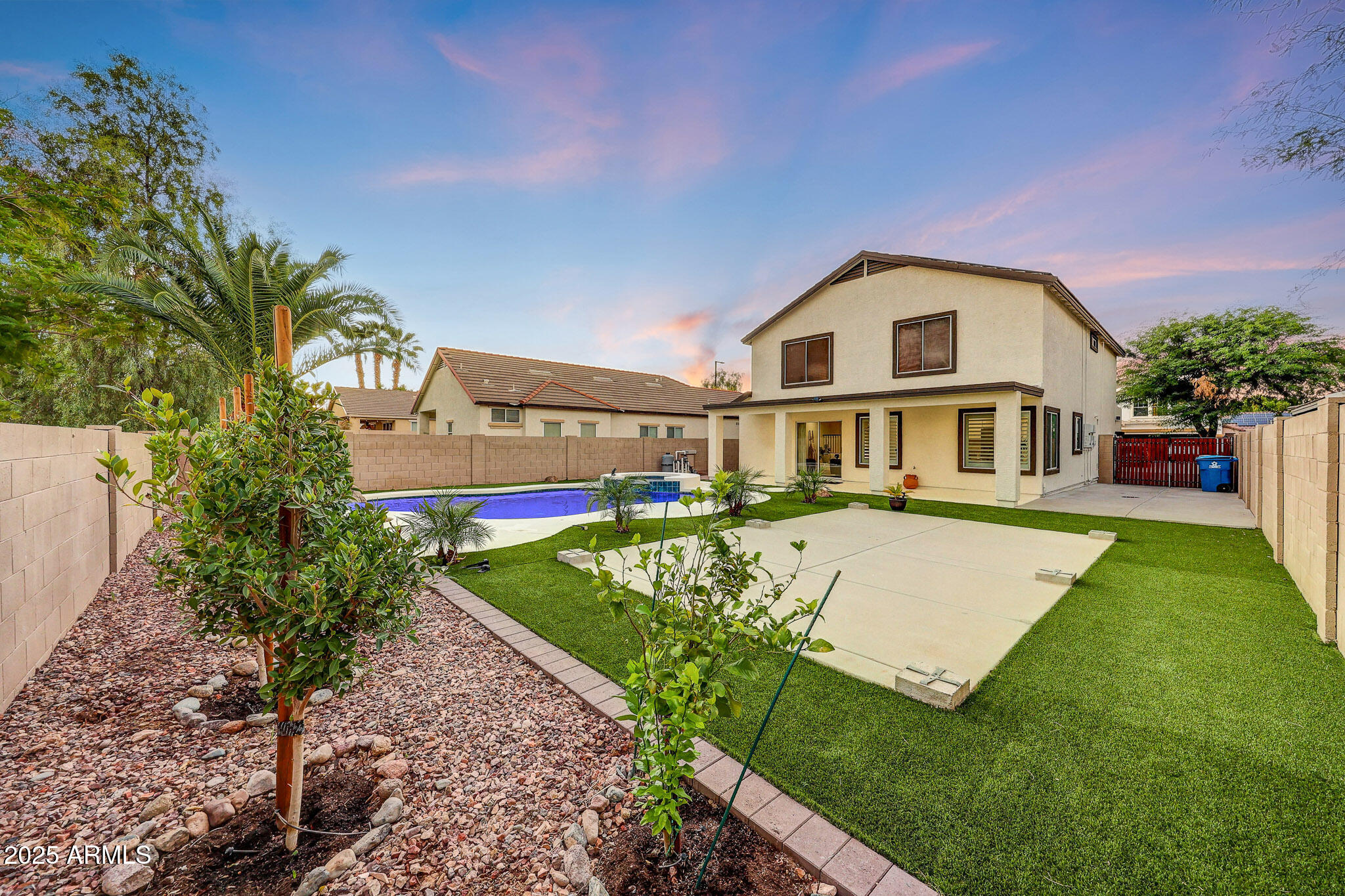 13621 W SAN JUAN Avenue