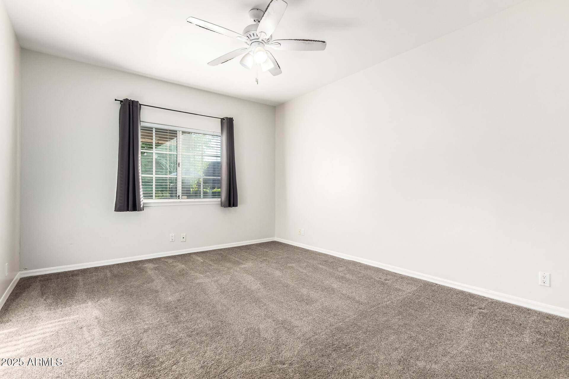 2127 E LAUREL Street