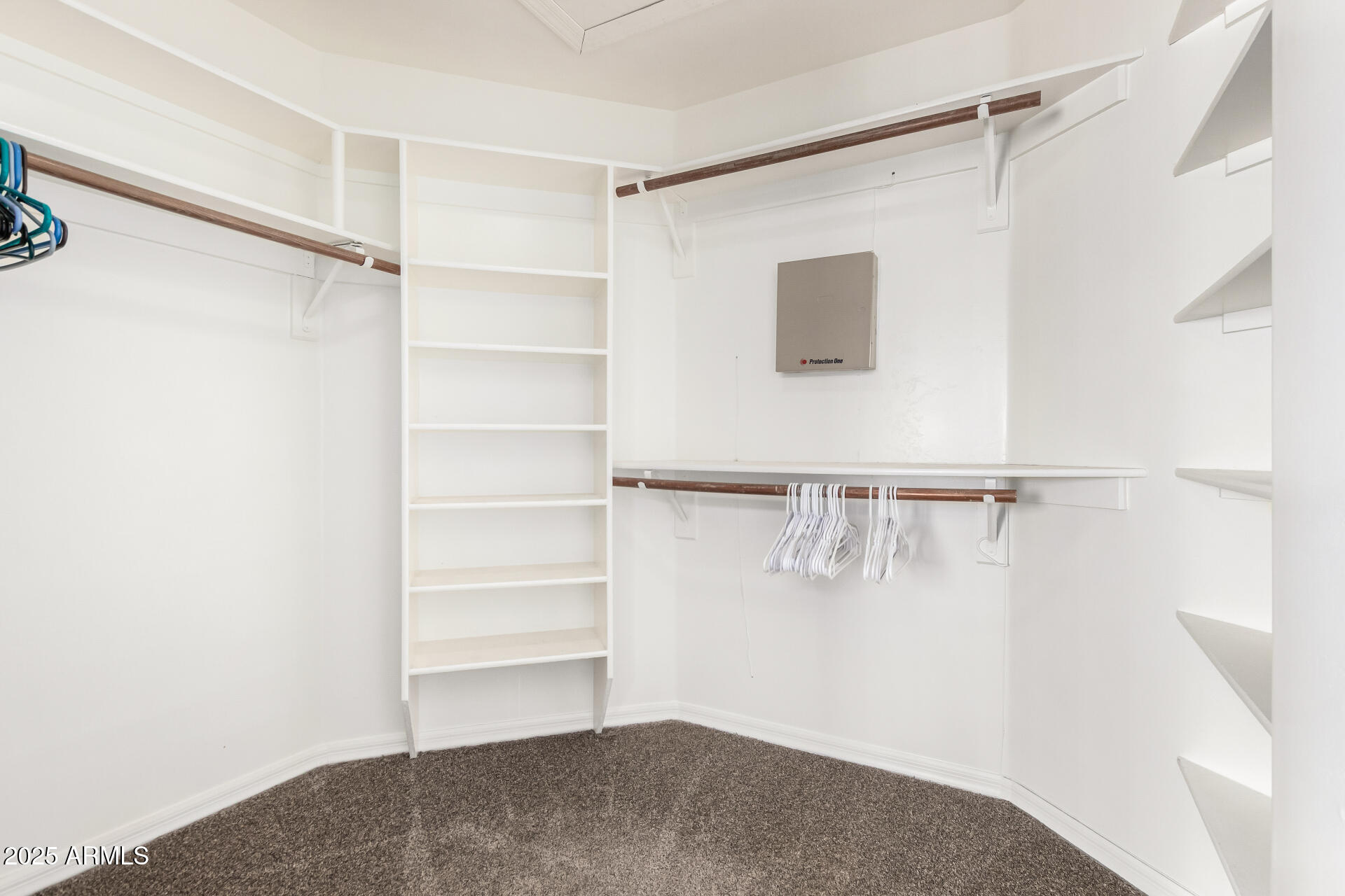 2127 E LAUREL Street