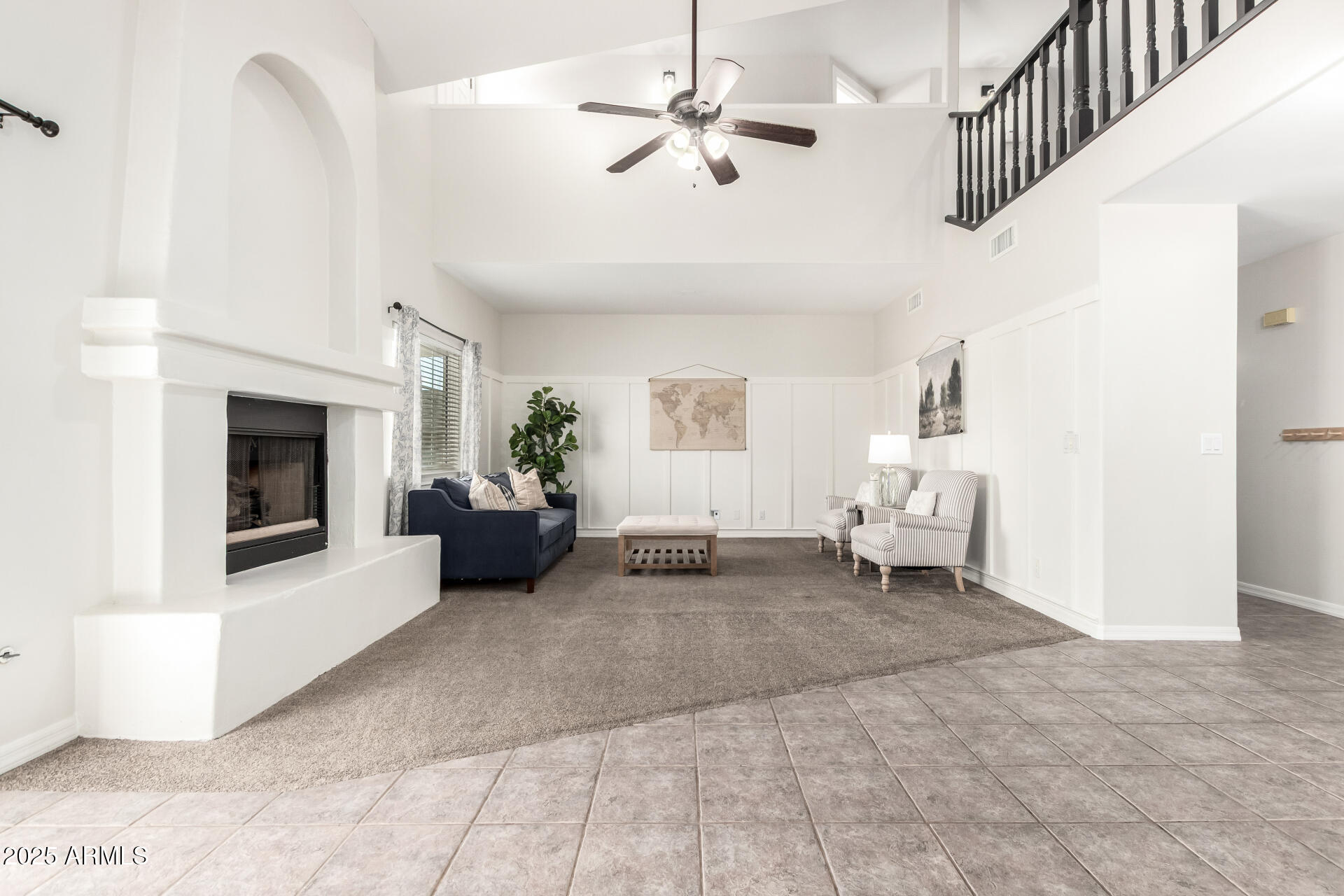 2127 E LAUREL Street