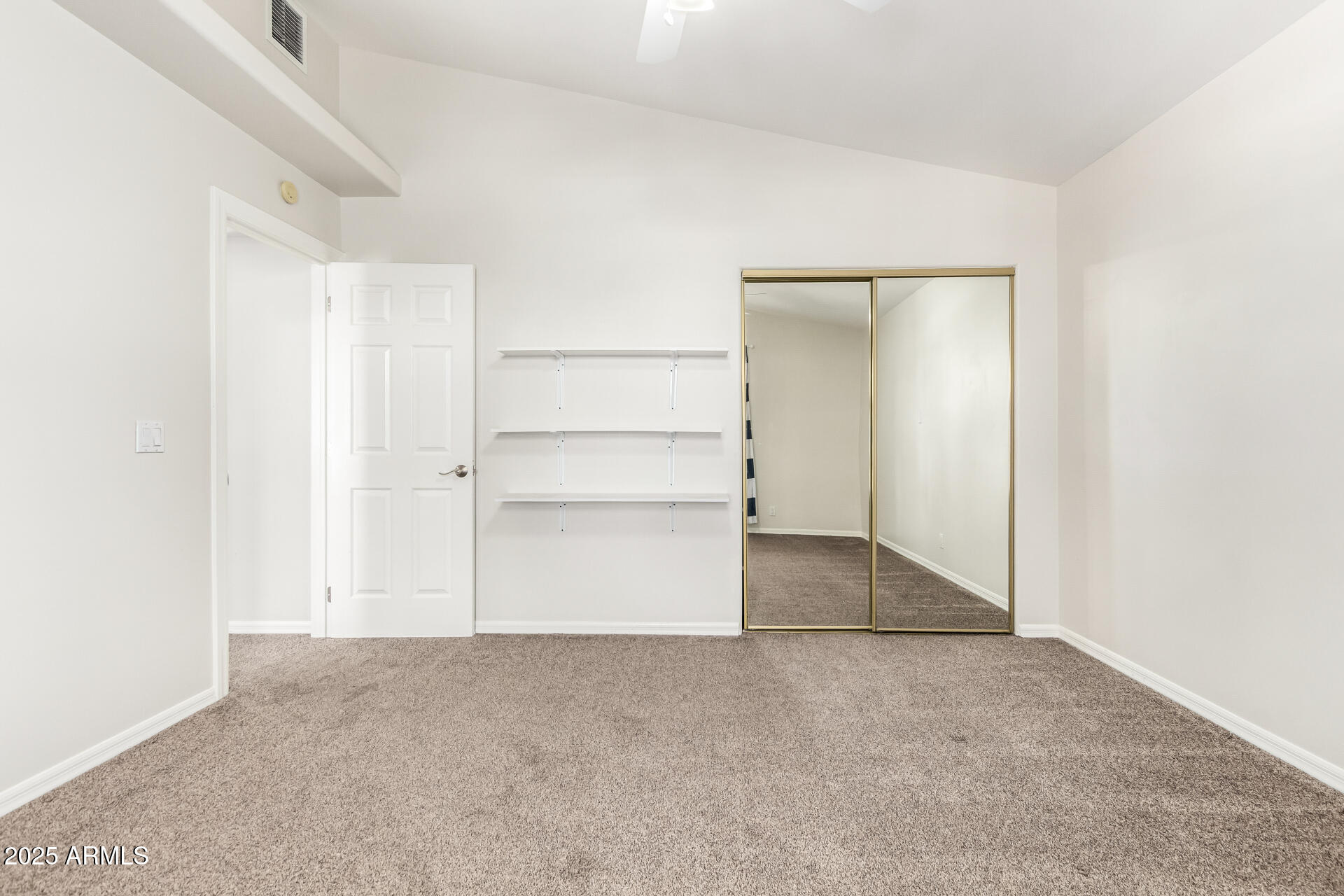 2127 E LAUREL Street