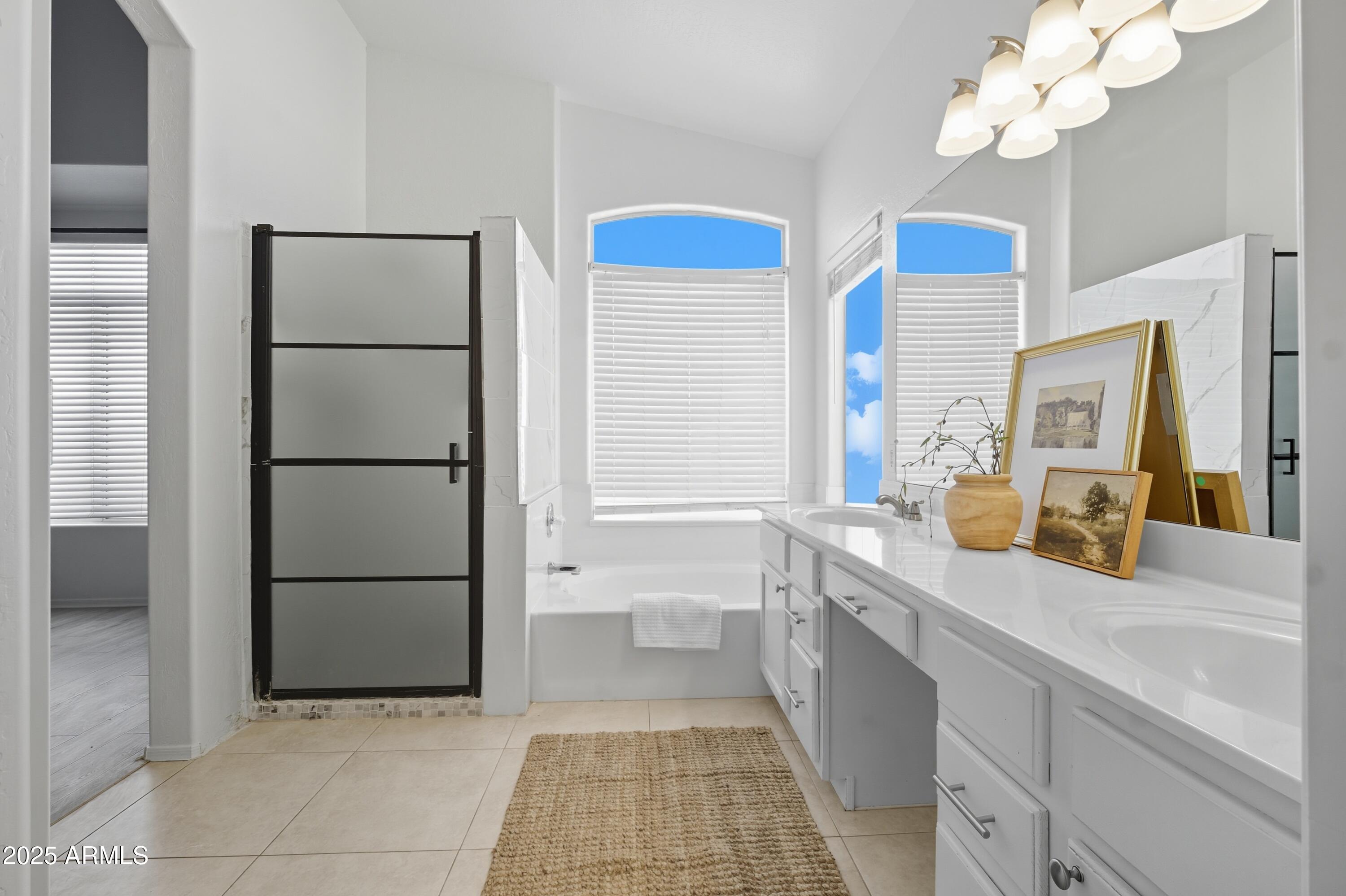 13722 W VERNON Avenue