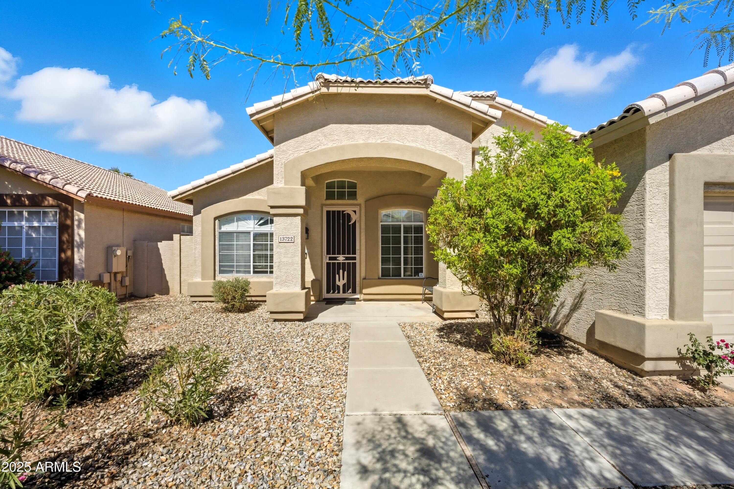 13722 W VERNON Avenue