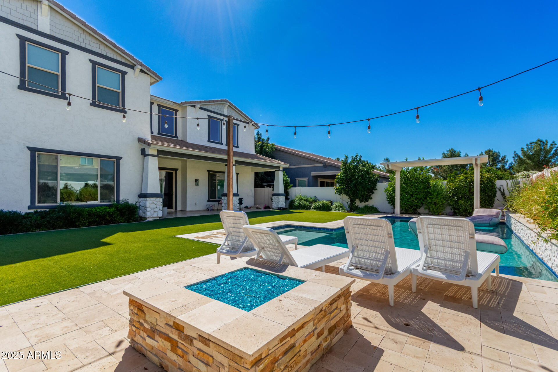 4236 E COMSTOCK Drive