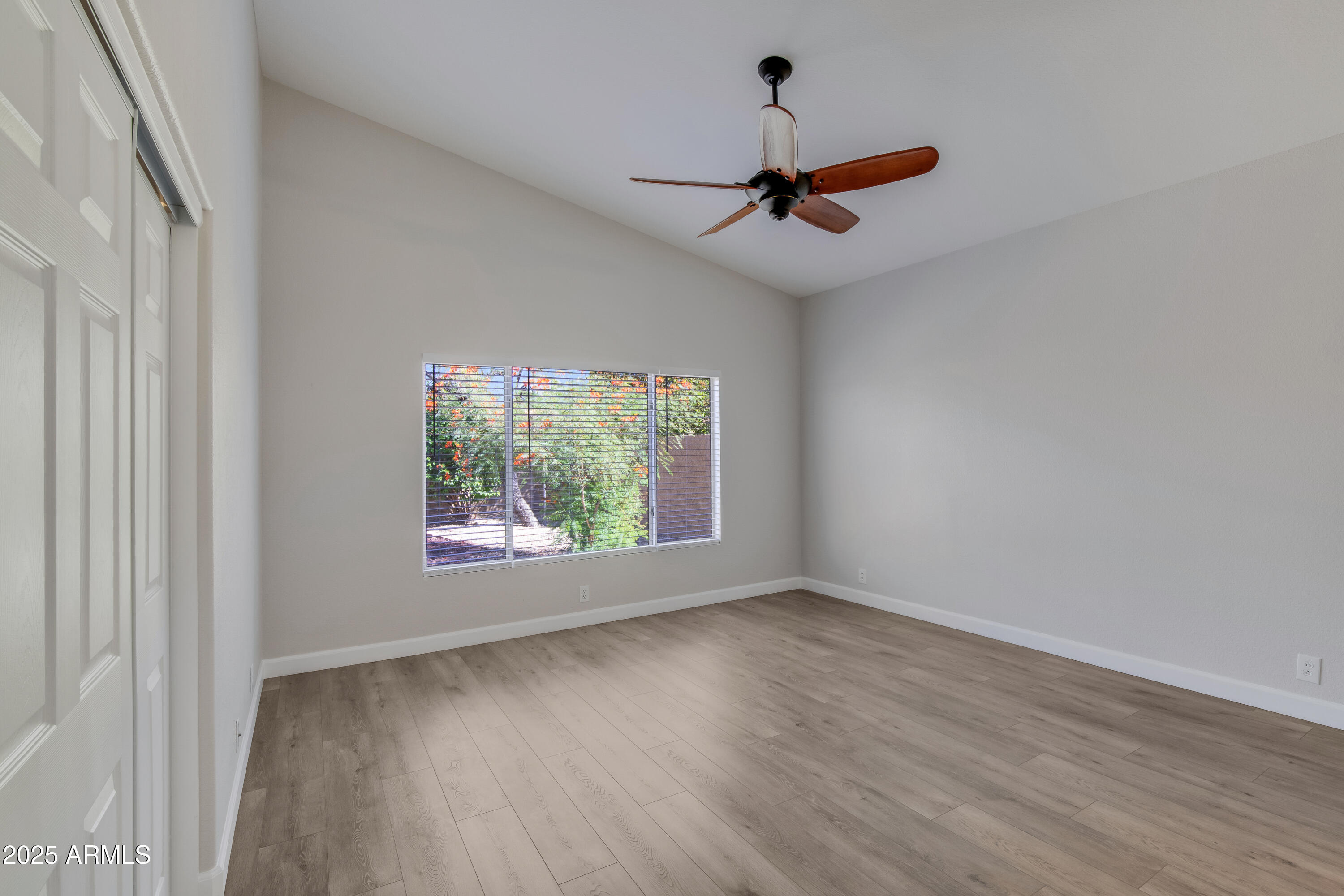 9032 W SIERRA PINTA Drive