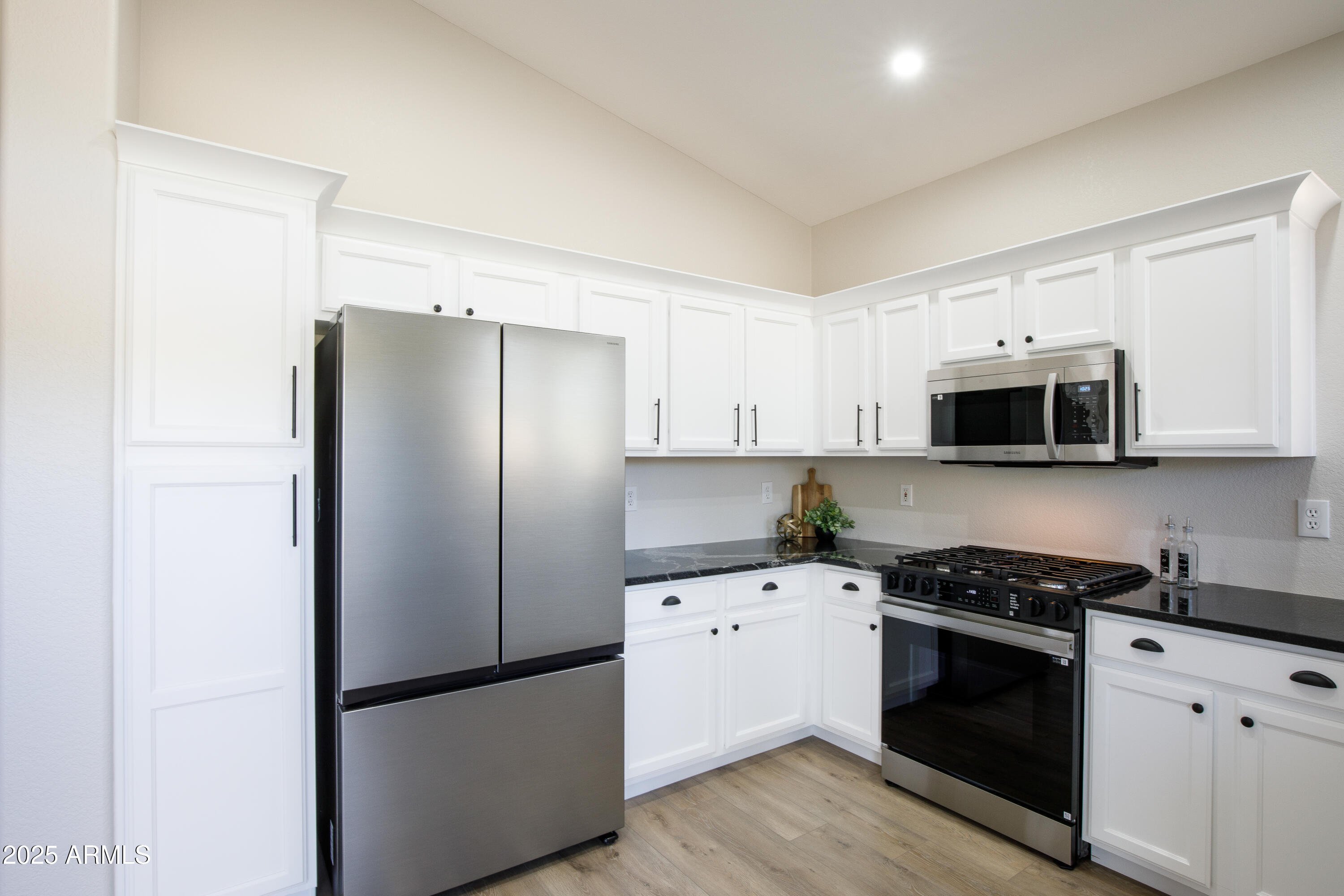 9032 W SIERRA PINTA Drive