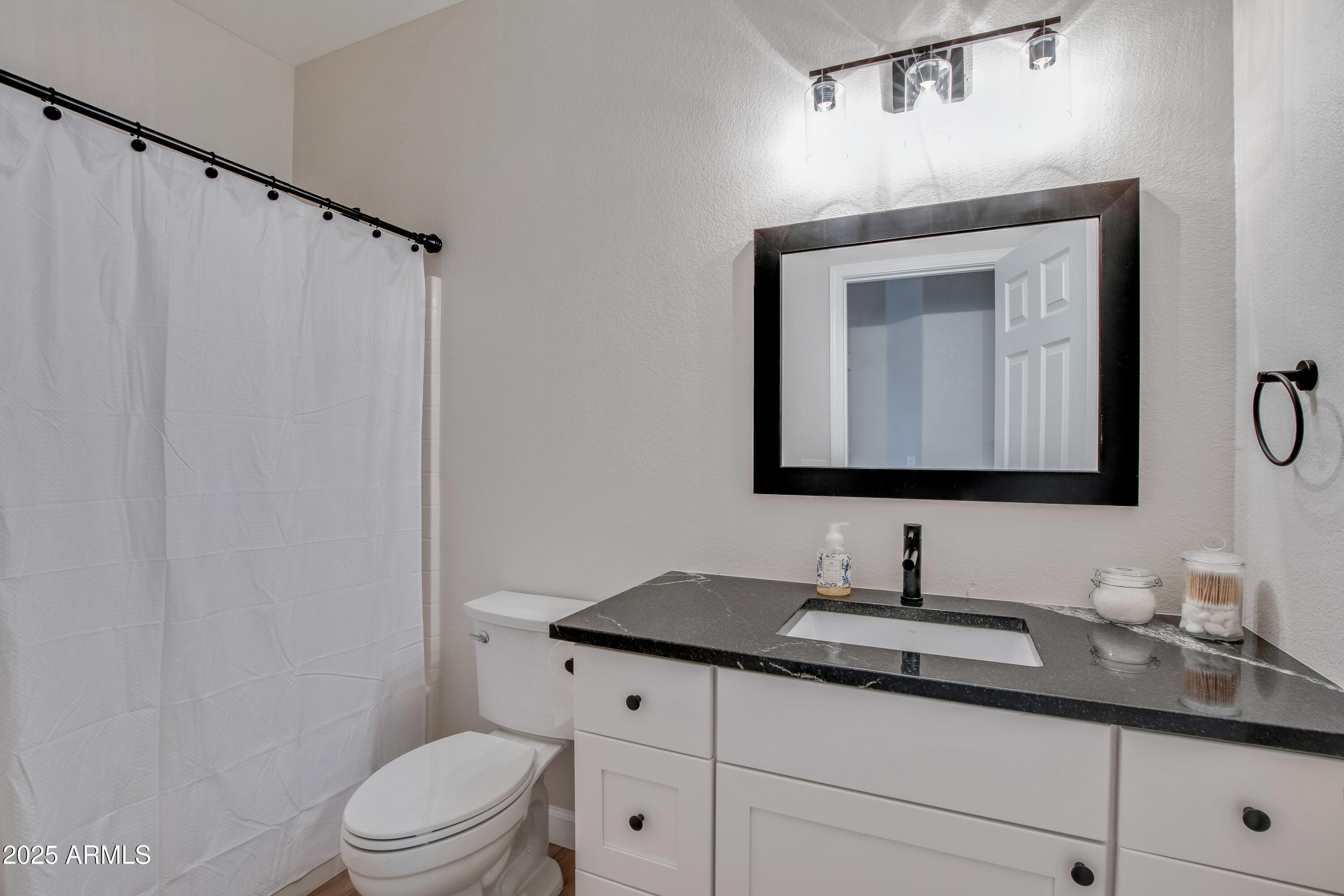 9032 W SIERRA PINTA Drive